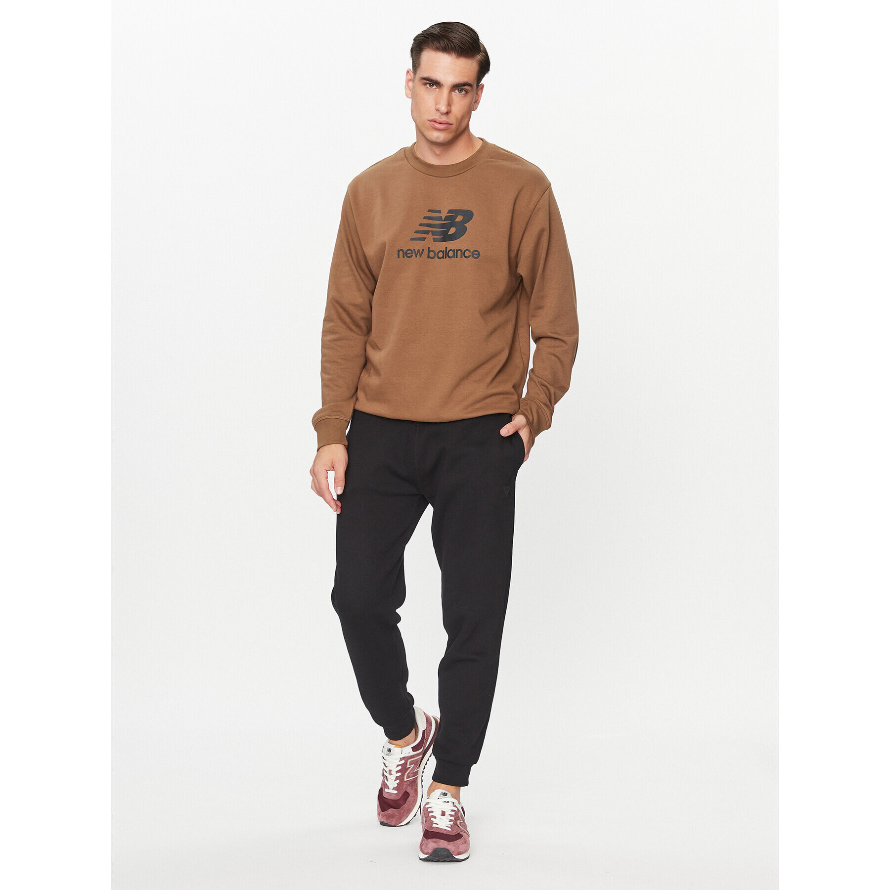 New Balance Bluză Essentials Stacked Logo French Terry Crewneck MT31538 Maro Regular Fit - Pled.ro