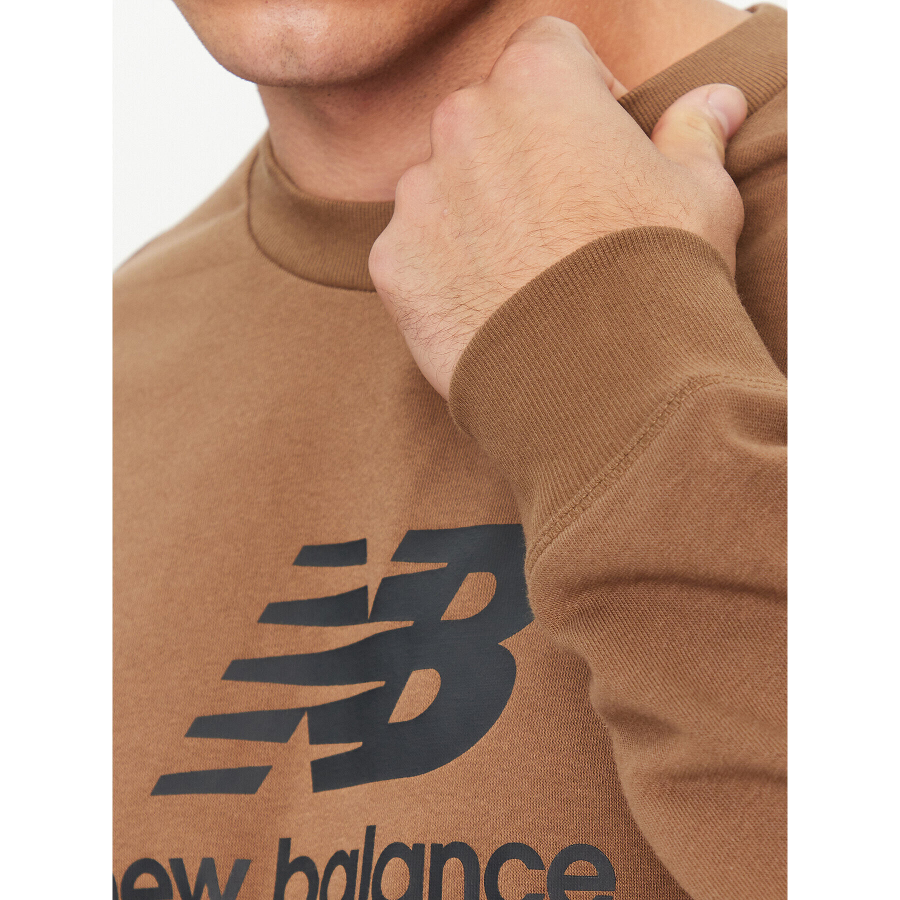 New Balance Bluză Essentials Stacked Logo French Terry Crewneck MT31538 Maro Regular Fit - Pled.ro