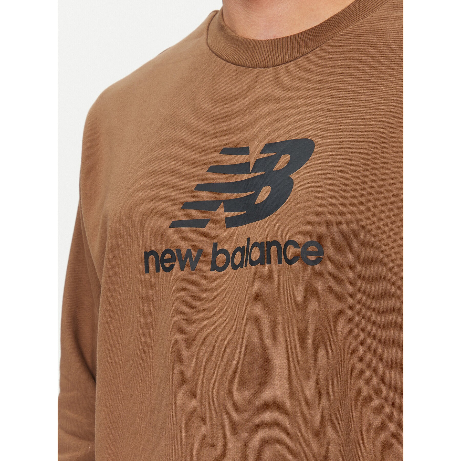 New Balance Bluză Essentials Stacked Logo French Terry Crewneck MT31538 Maro Regular Fit - Pled.ro