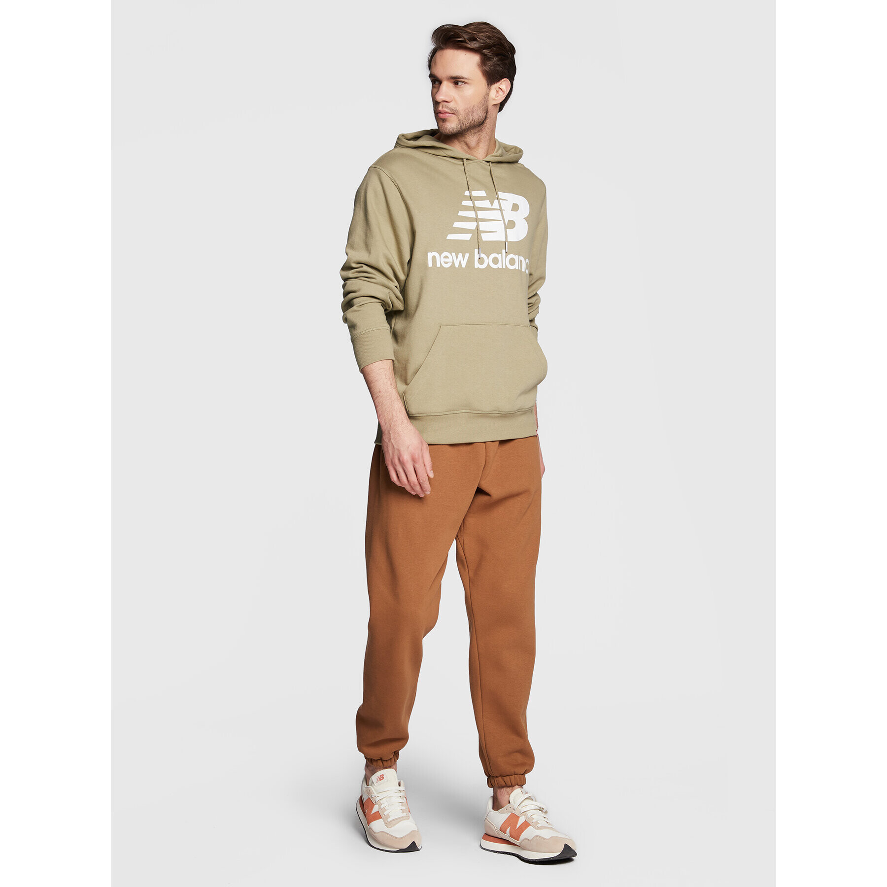 New Balance Bluză Essentials Stacked Logo MT03558 Verde Relaxed Fit - Pled.ro