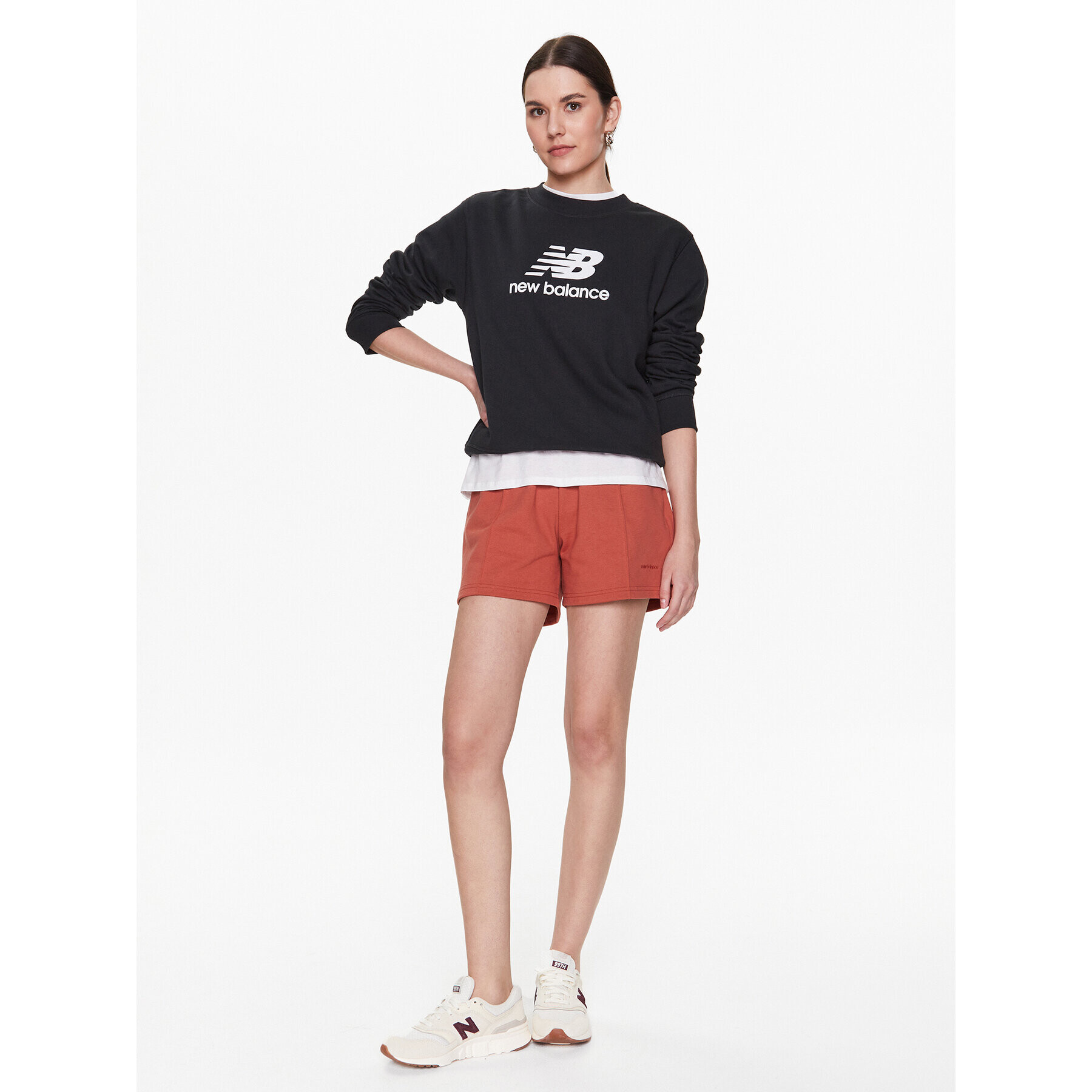 New Balance Bluză Essentials Stacked Logo WT31532 Negru Relaxed Fit - Pled.ro