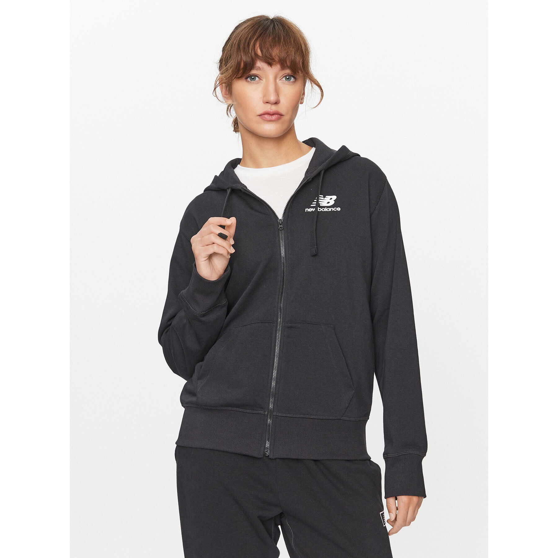 New Balance Bluză NB Essentials Stacked Logo Full Zip Hoodie WJ31530 Negru Regular Fit - Pled.ro