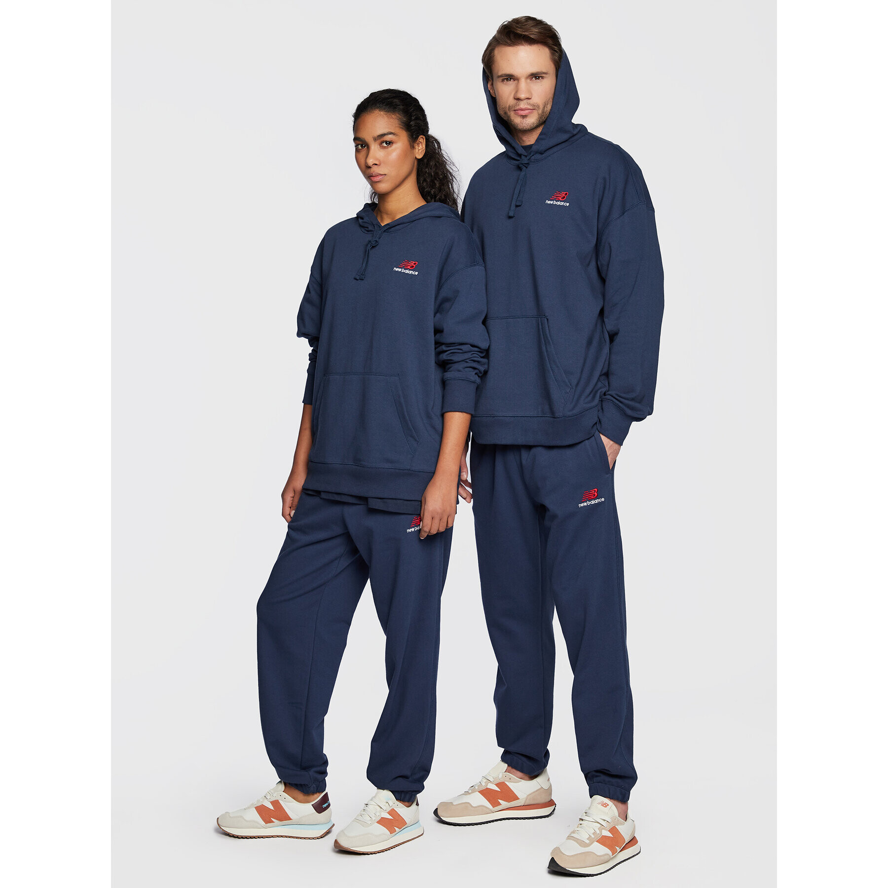 New Balance Bluză Unisex UT21500 Bleumarin Relaxed Fit - Pled.ro