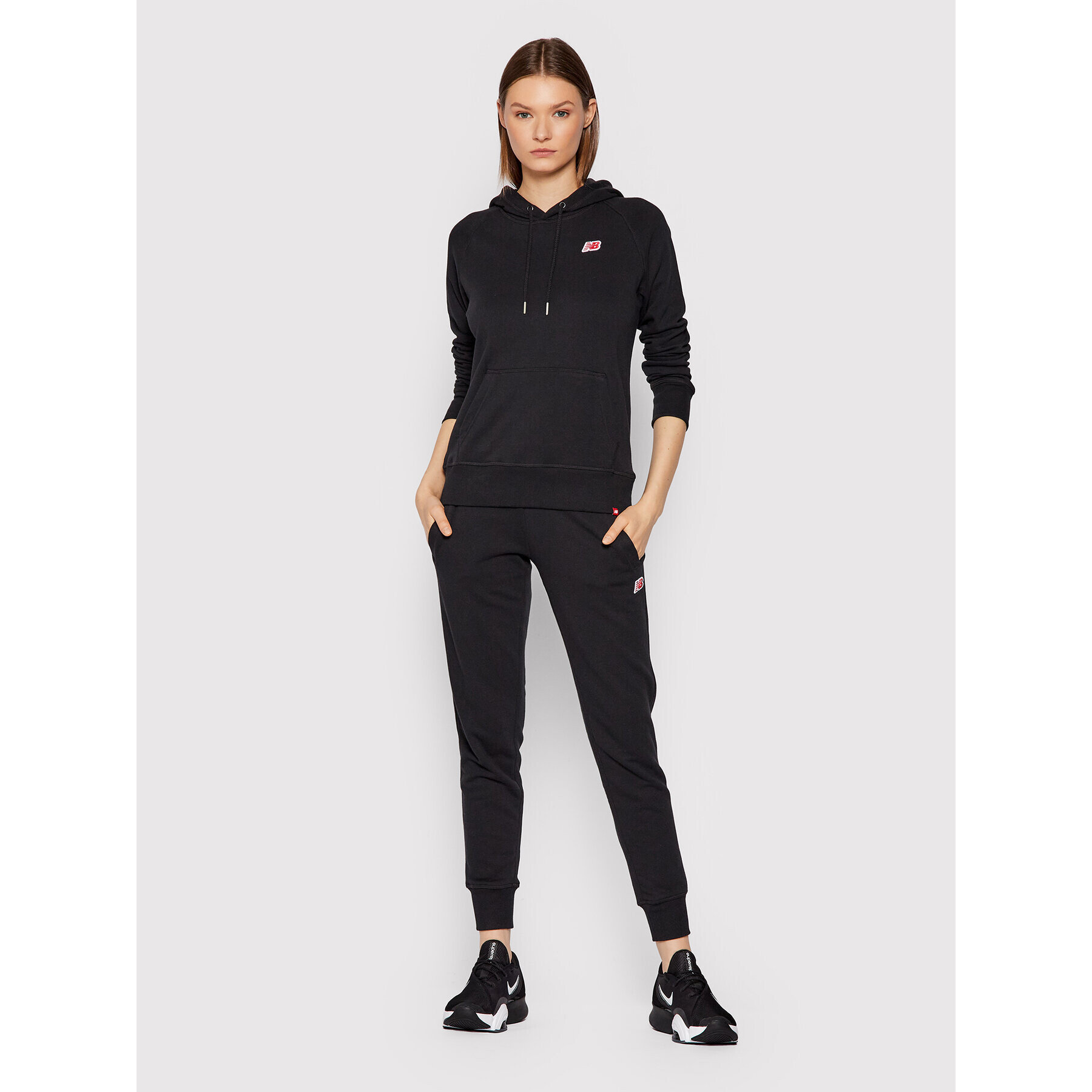 New Balance Bluză WT13570 Negru Relaxed Fit - Pled.ro