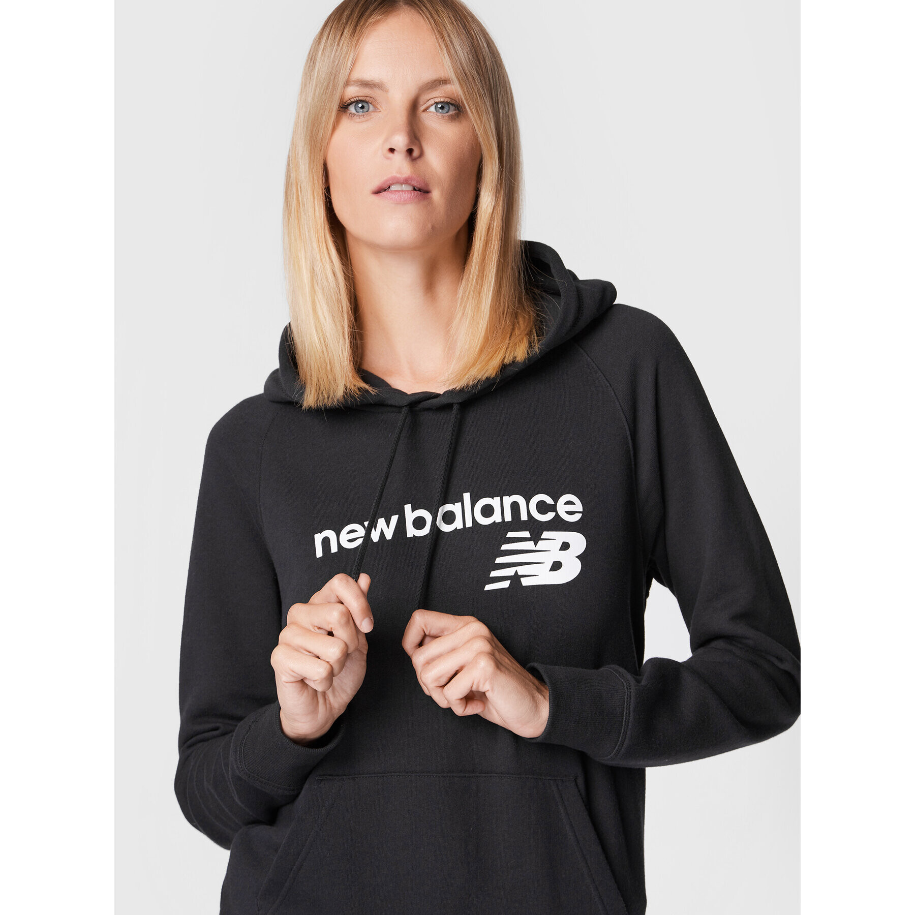 New Balance Bluză Classic Core Fleece WT03810 Negru Relaxed Fit - Pled.ro