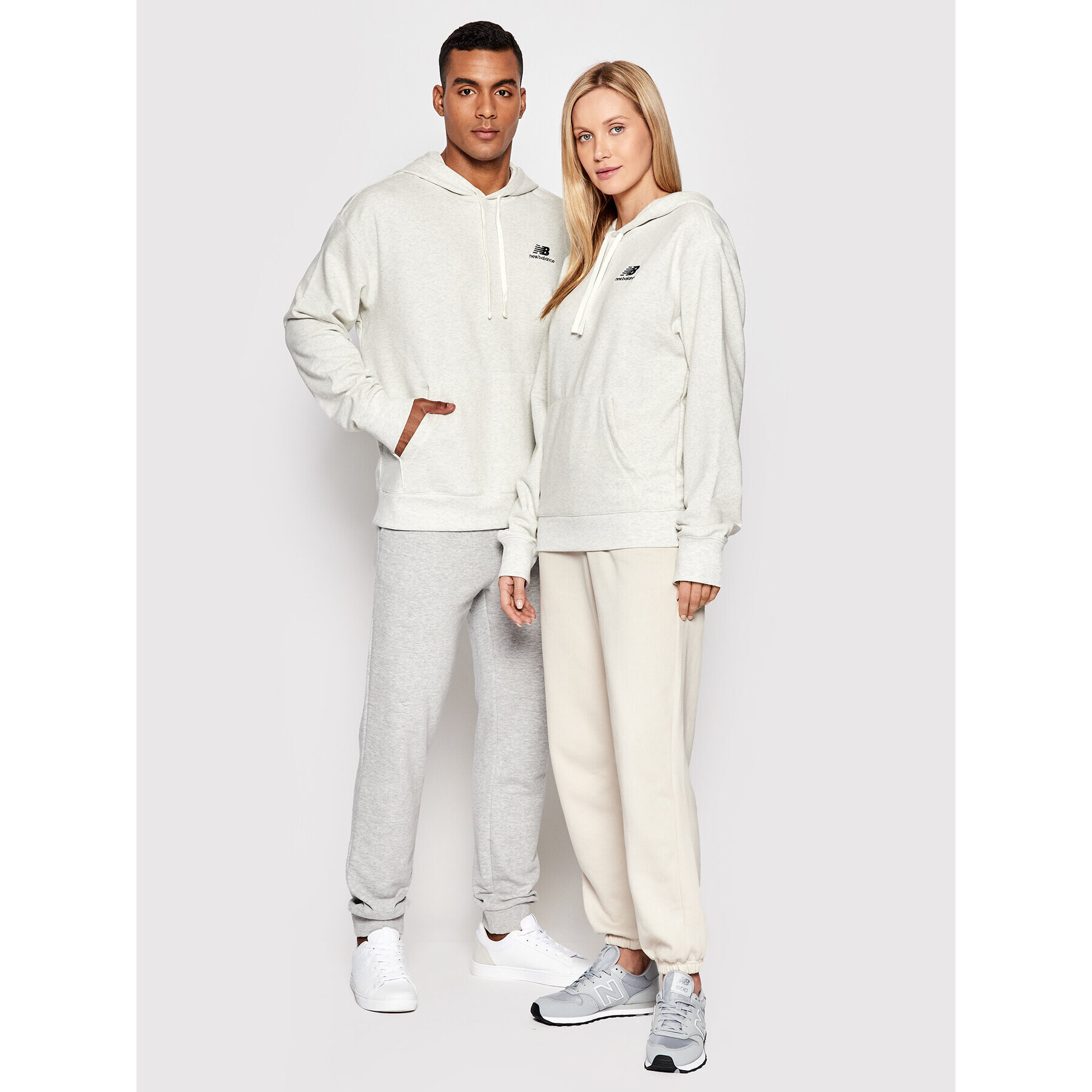 New Balance Bluză Unisex UT21500 Gri Relaxed Fit - Pled.ro