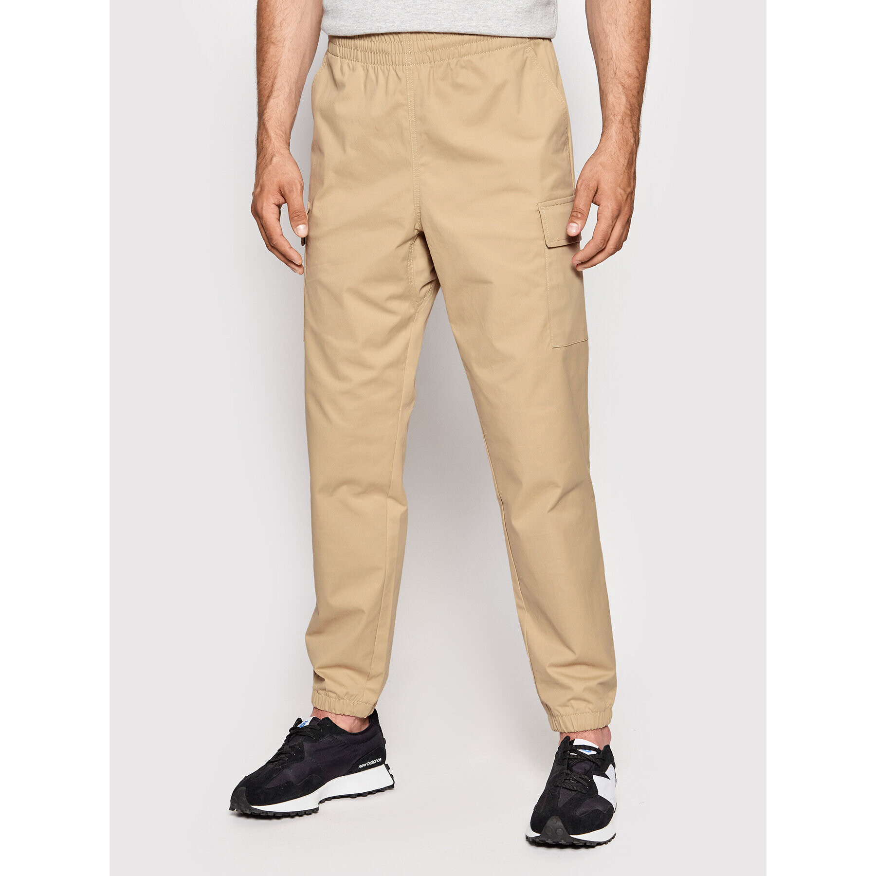 New Balance Joggers MP13501 Bej Regular Fit - Pled.ro