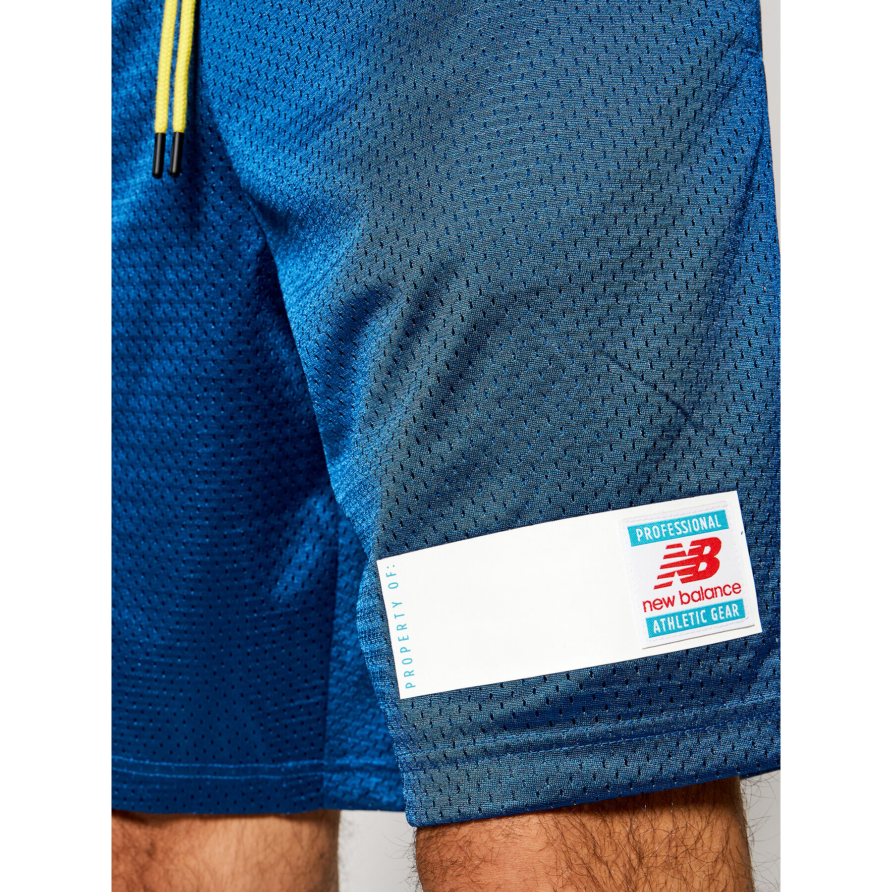 New Balance Pantaloni scurți sport Essentials Mesh MS11503 Albastru Athletic Fit - Pled.ro