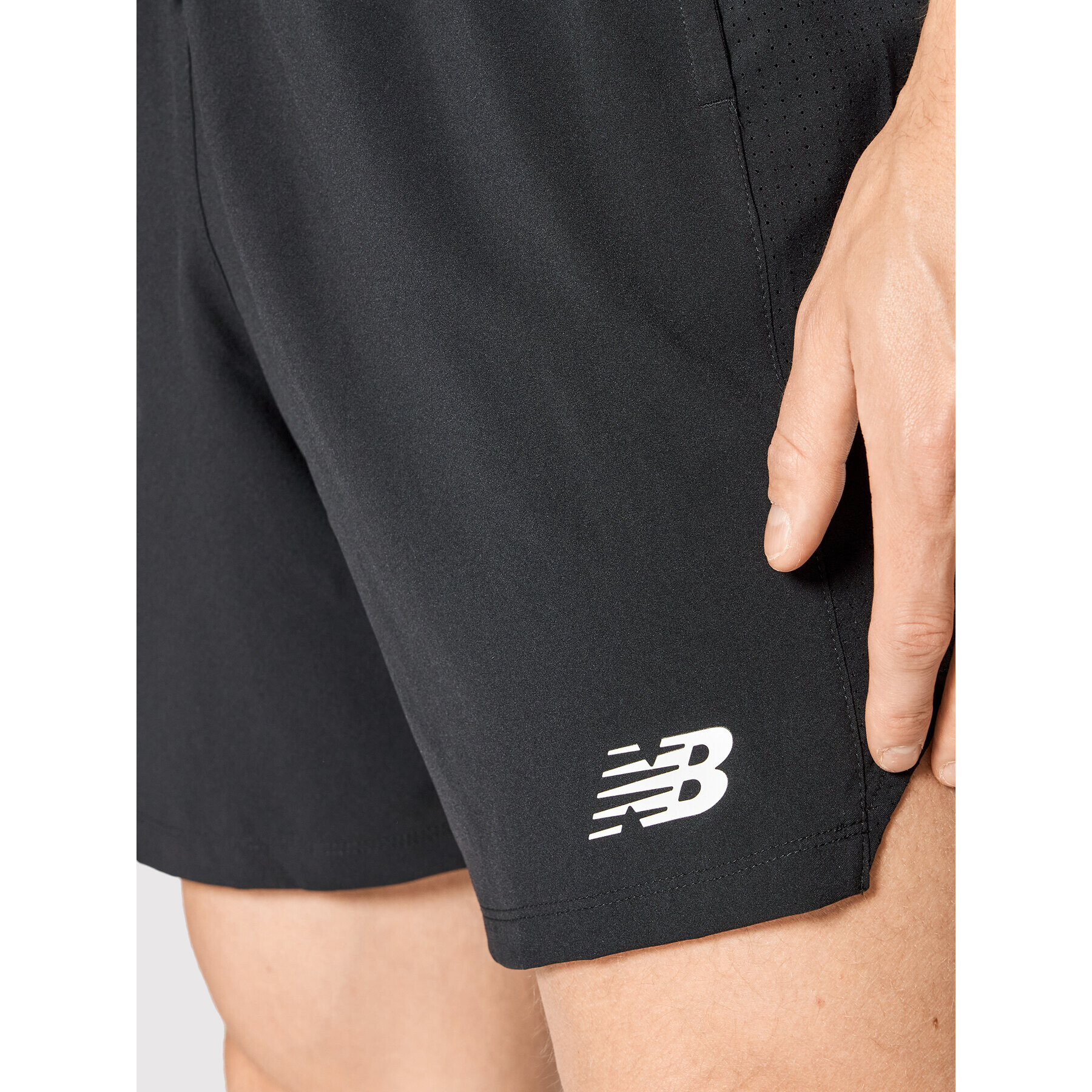 New Balance Pantaloni scurți sport Tenacity MS13019 Negru Athletic Fit - Pled.ro