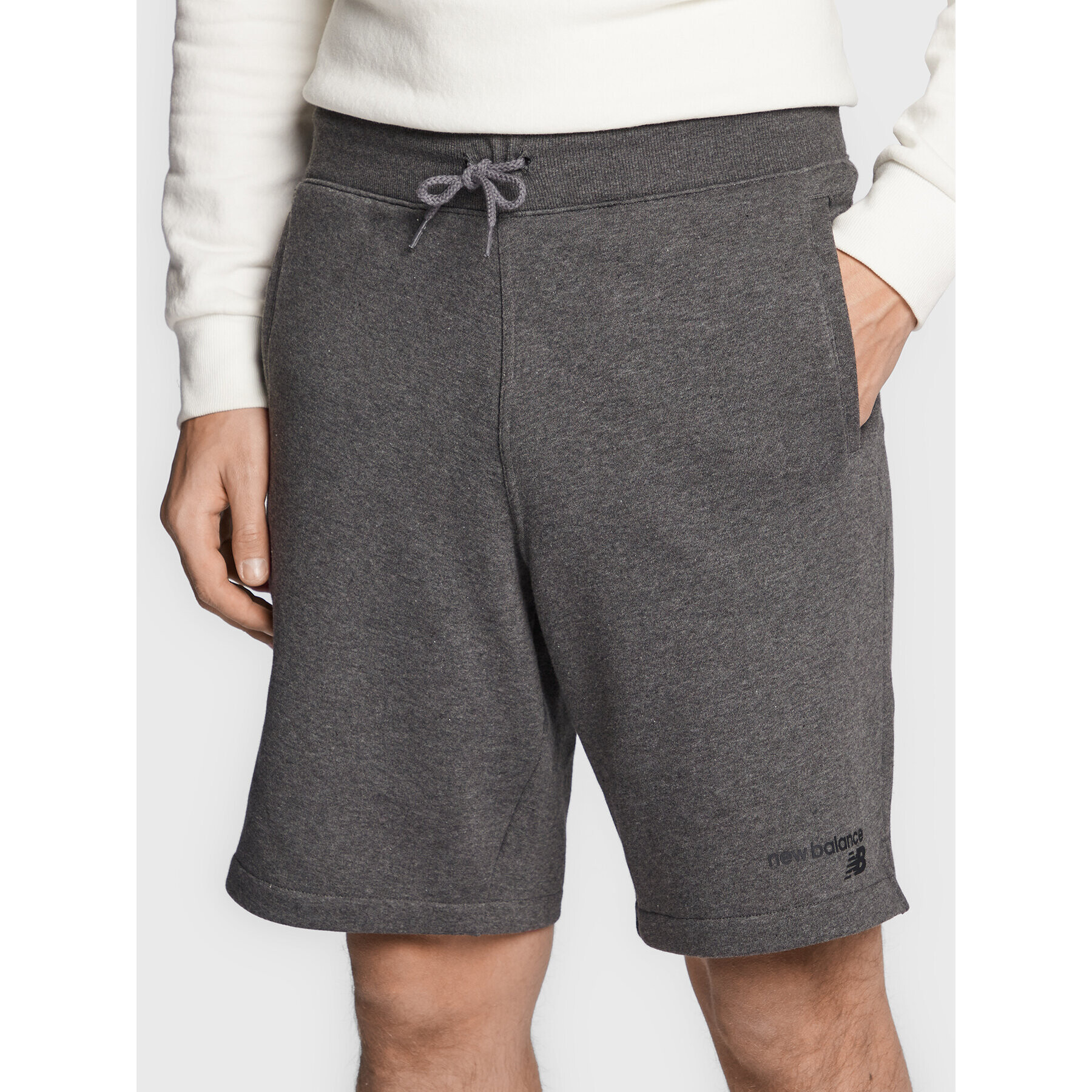 New Balance Pantaloni scurți sport MS11903 Gri Relaxed Fit - Pled.ro