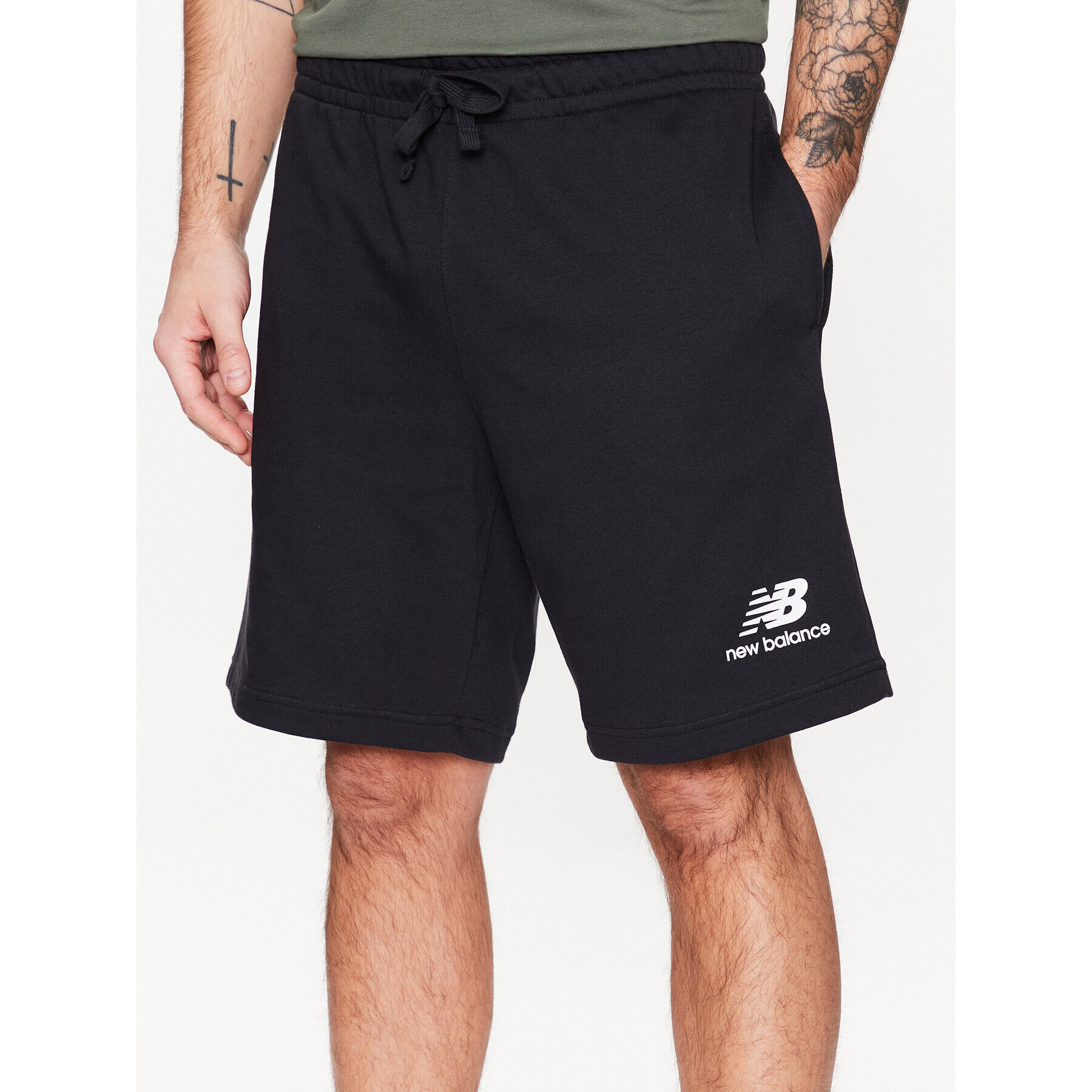 New Balance Pantaloni scurți sport MS3154 Negru Regular Fit - Pled.ro