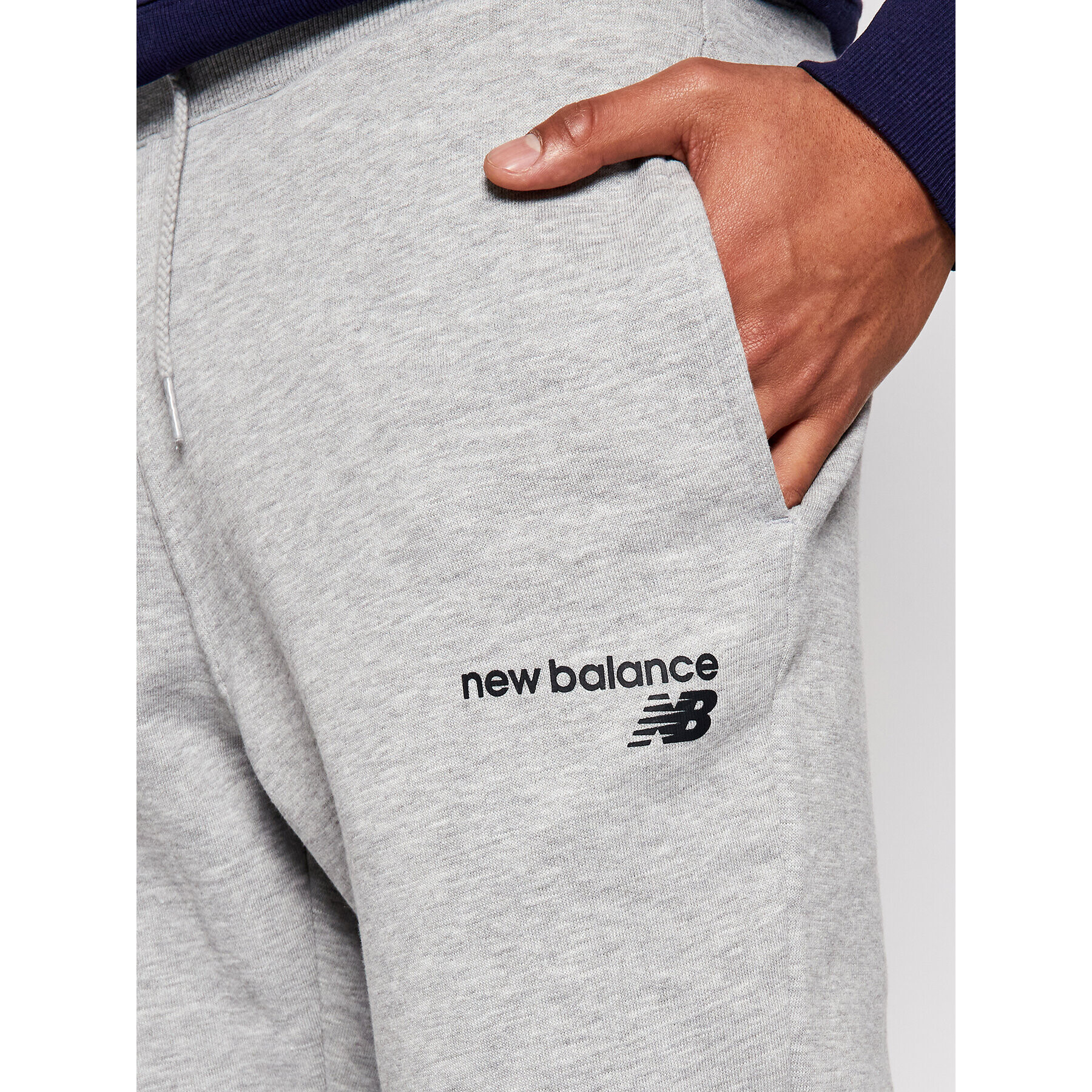 New Balance Pantaloni trening C C F Pant MP03904 Gri Athletic Fit - Pled.ro