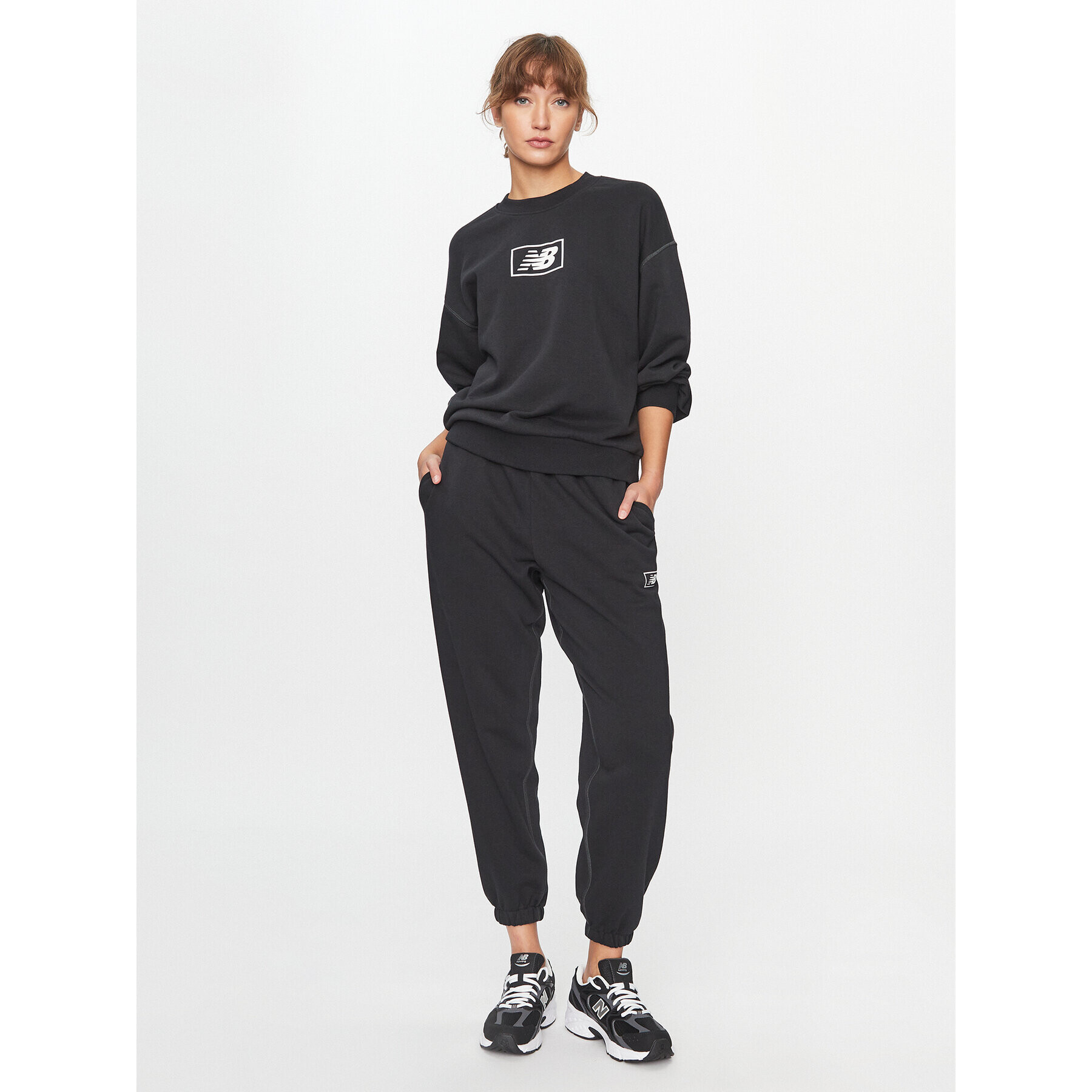 New Balance Pantaloni trening Essentials French Terry Pant WP33508 Negru Regular Fit - Pled.ro