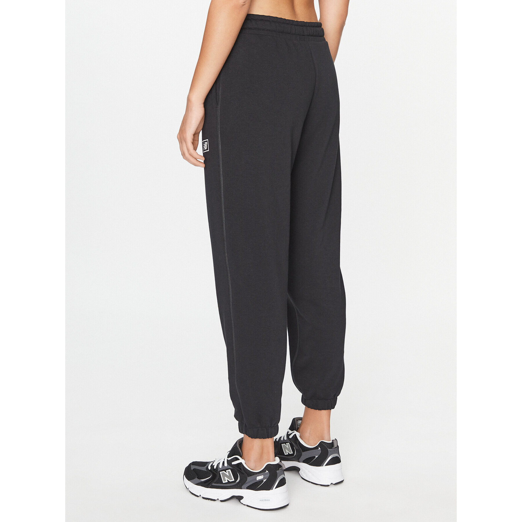 New Balance Pantaloni trening Essentials French Terry Pant WP33508 Negru Regular Fit - Pled.ro