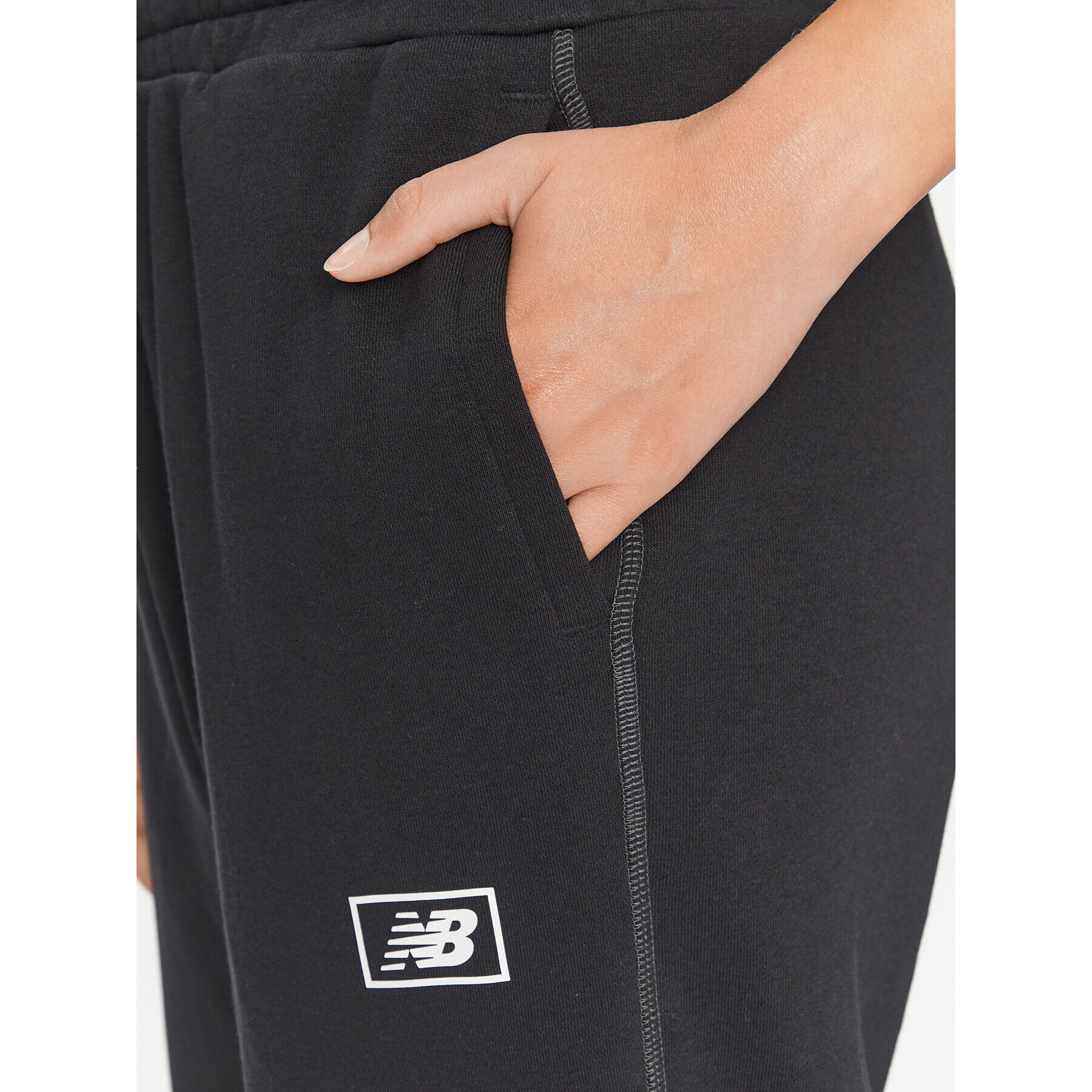 New Balance Pantaloni trening Essentials French Terry Pant WP33508 Negru Regular Fit - Pled.ro