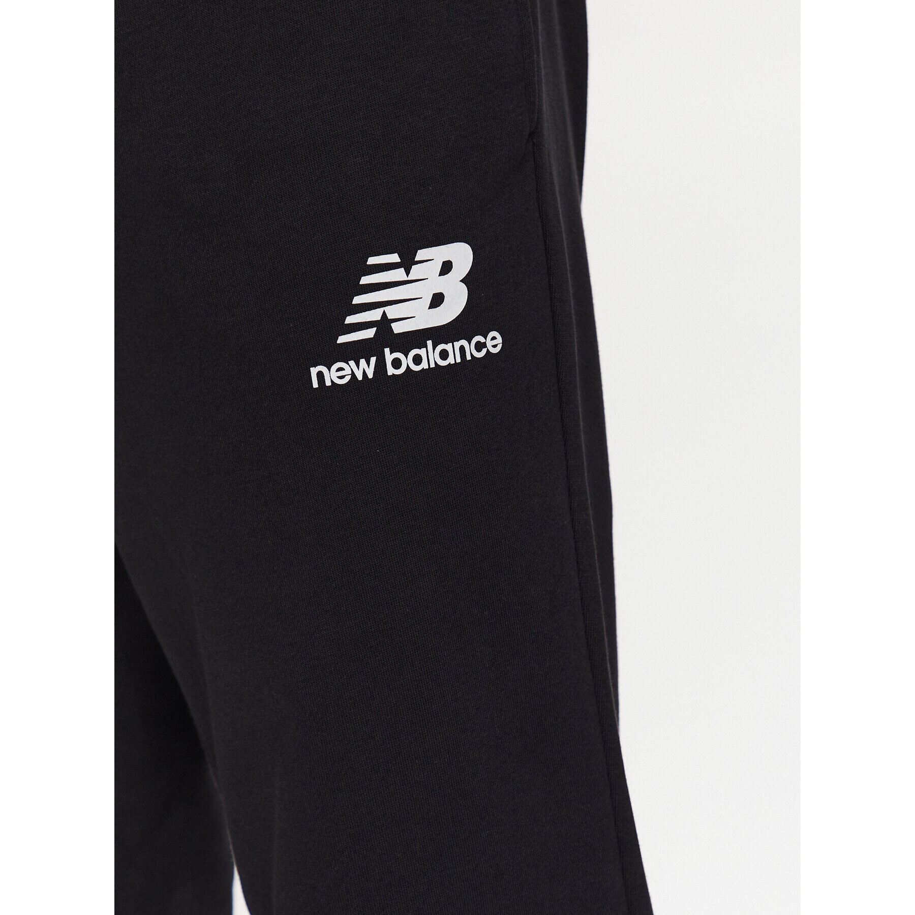 New Balance Pantaloni trening MP31539 Negru Regular Fit - Pled.ro