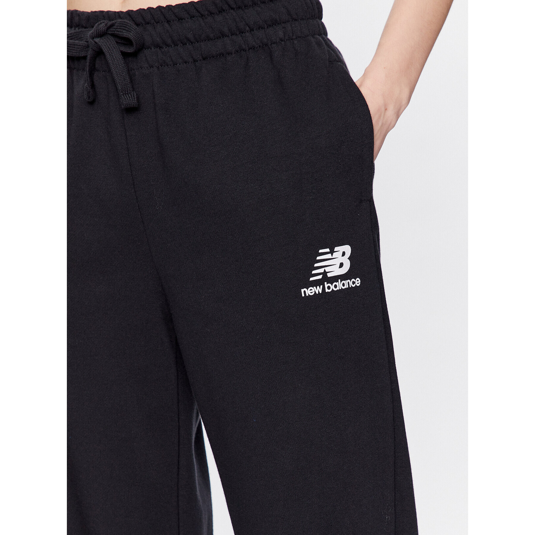 New Balance Pantaloni trening WP31530 Negru Relaxed Fit - Pled.ro