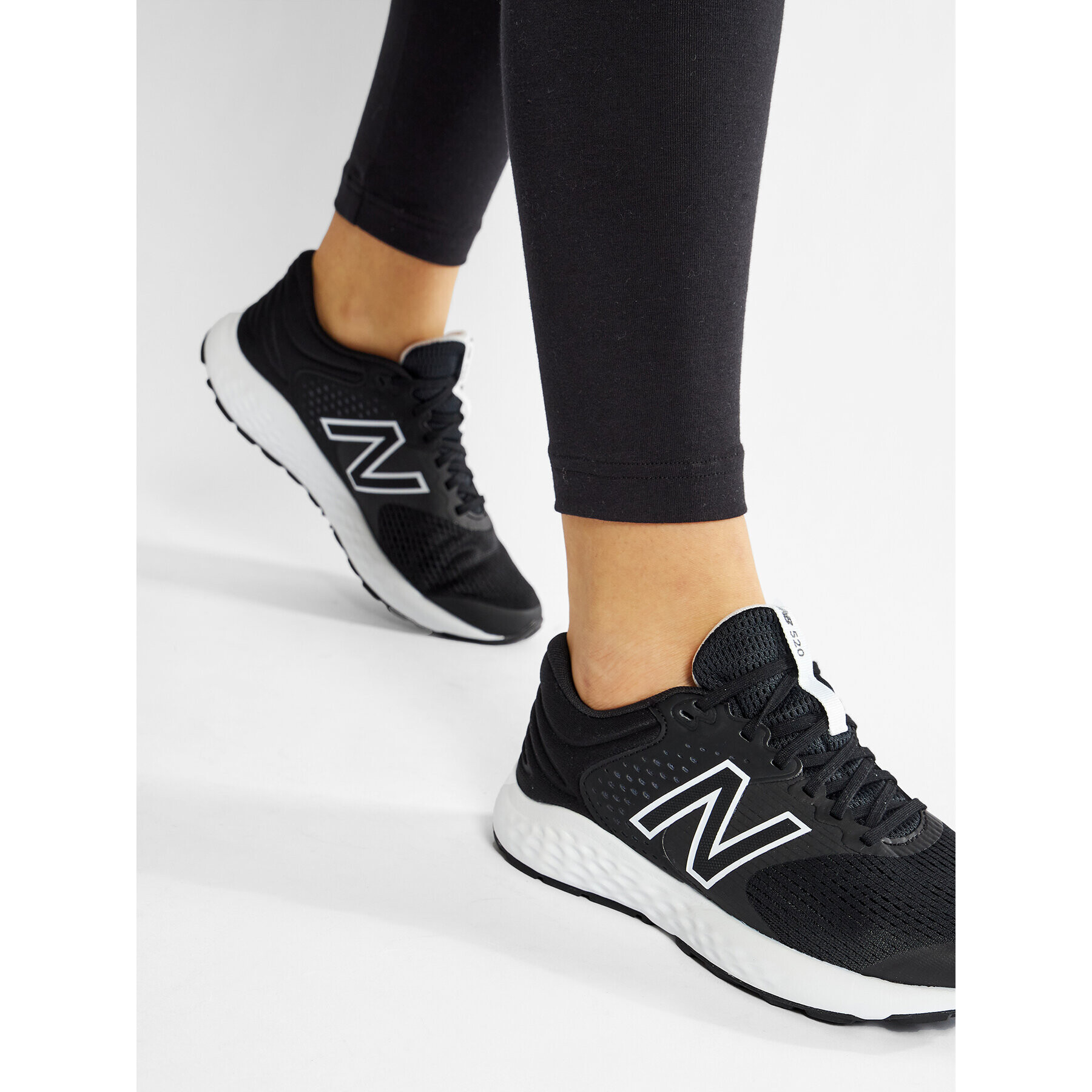 New Balance Pantofi Fresh Foam 520 v7 W520LK7 Negru - Pled.ro