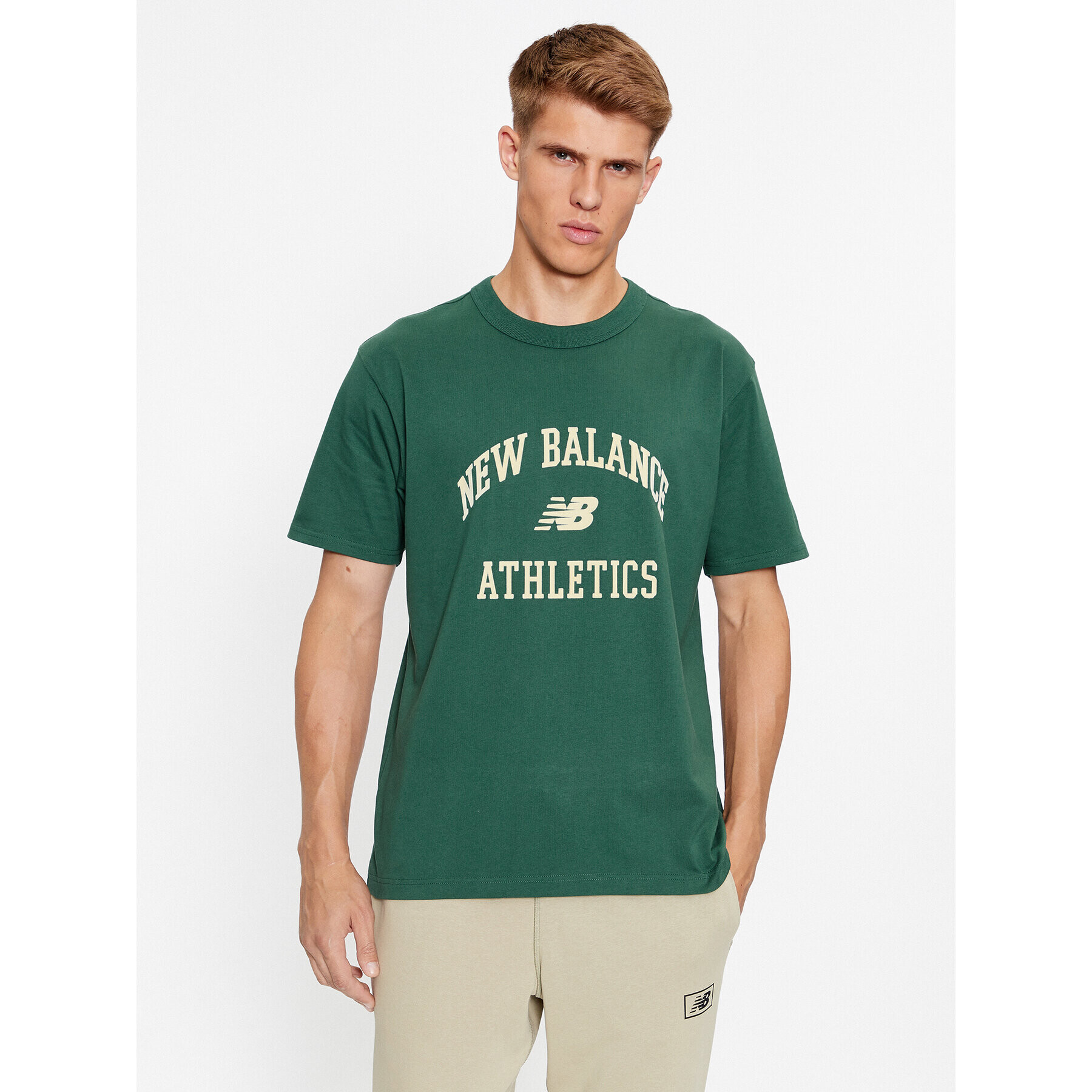 New Balance Tricou Athletics Varsity Graphic T-Shirt MT33551 Verde Regular Fit - Pled.ro