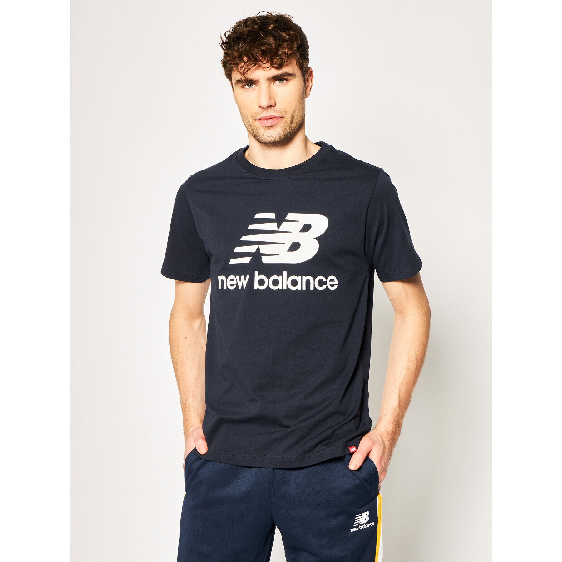 New Balance Tricou Essentials Stacked Logo Tee MT01575 Bleumarin Athletic Fit - Pled.ro