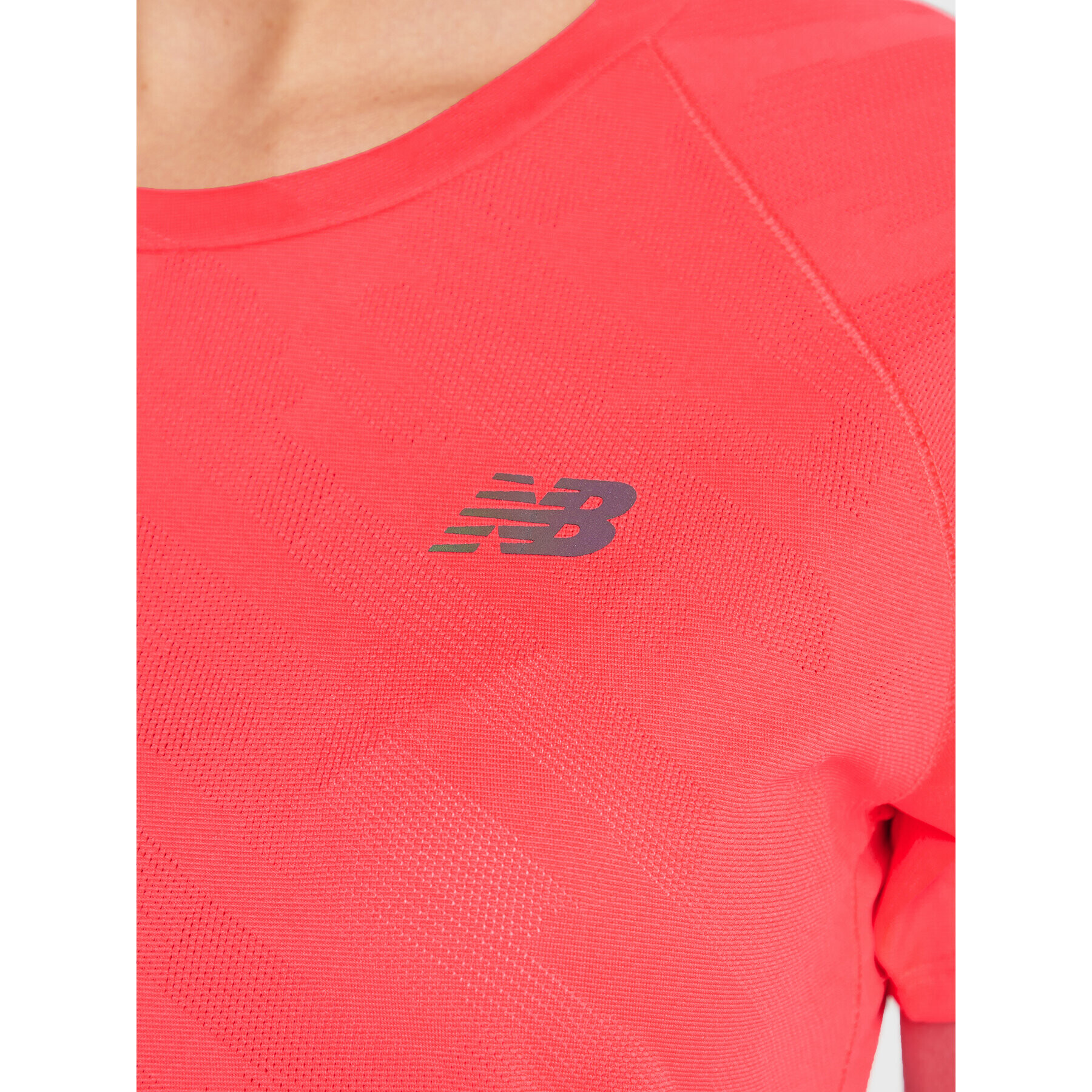 New Balance Tricou tehnic Q Speed WT23281 Roșu Athletic Fit - Pled.ro