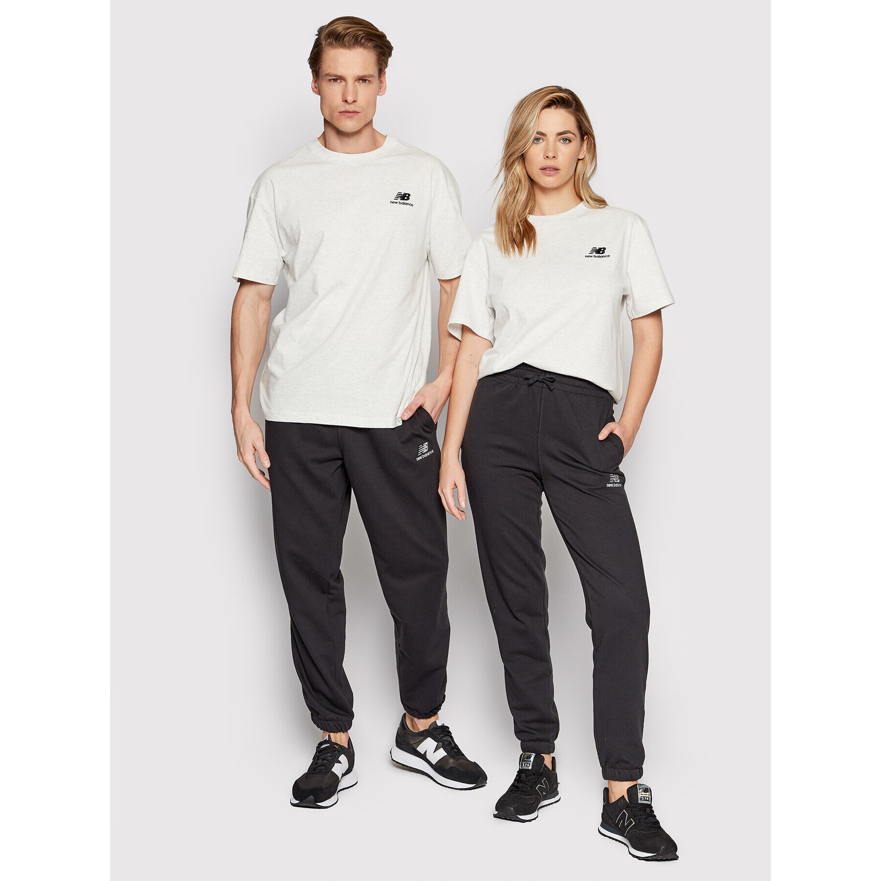 New Balance Tricou Unisex UT21503 Gri Relaxed Fit - Pled.ro