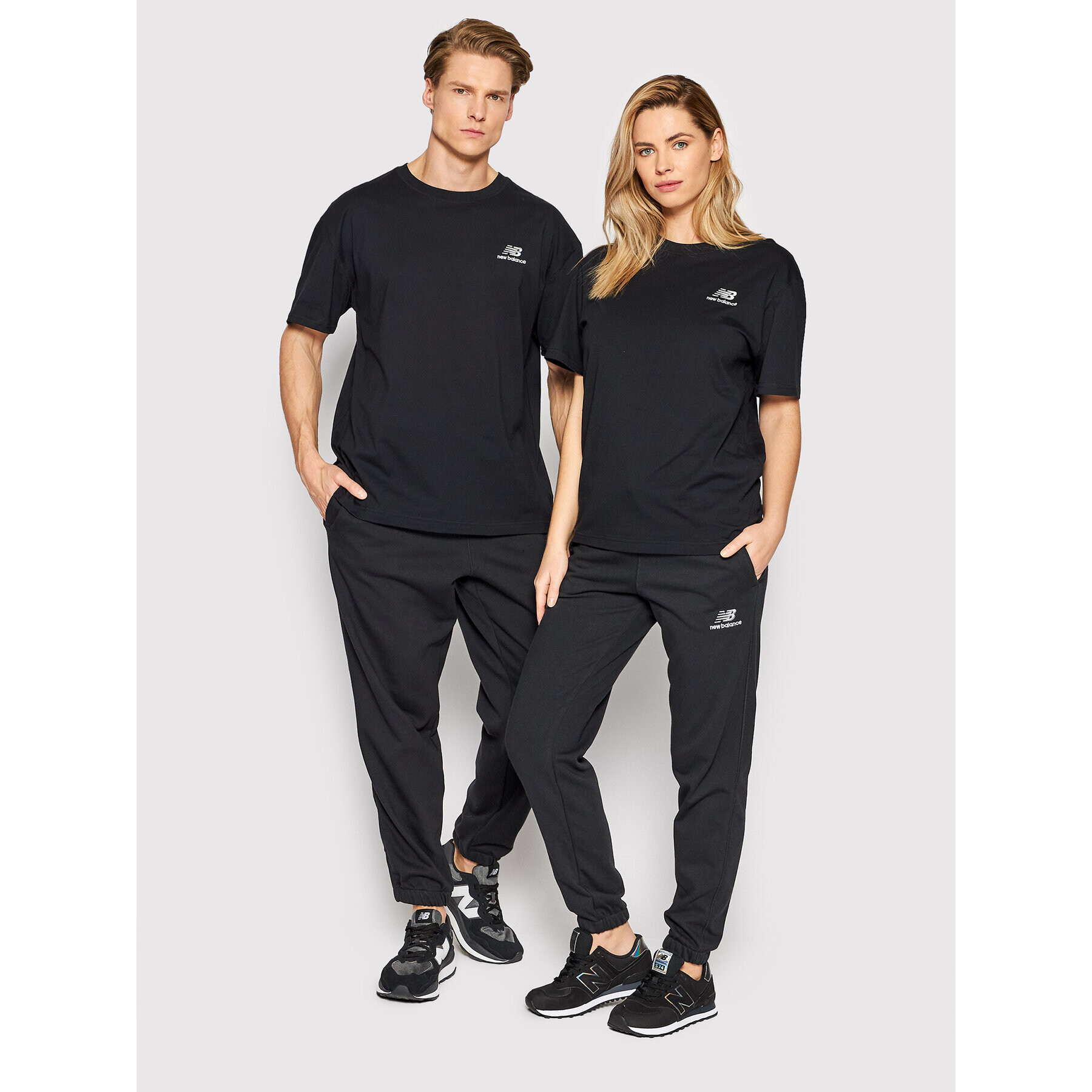 New Balance Tricou Unisex UT21503 Negru Relaxed Fit - Pled.ro