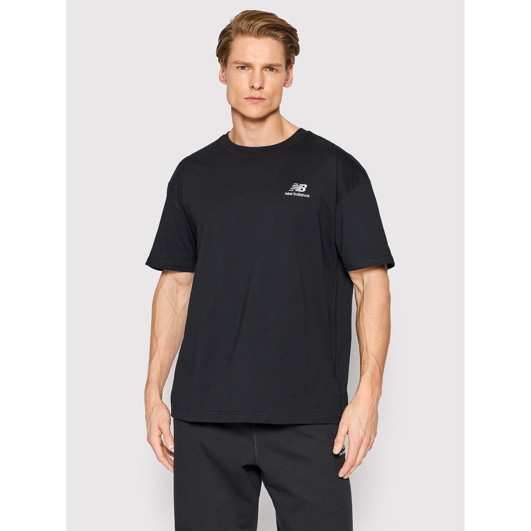 New Balance Tricou Unisex UT21503 Negru Relaxed Fit - Pled.ro