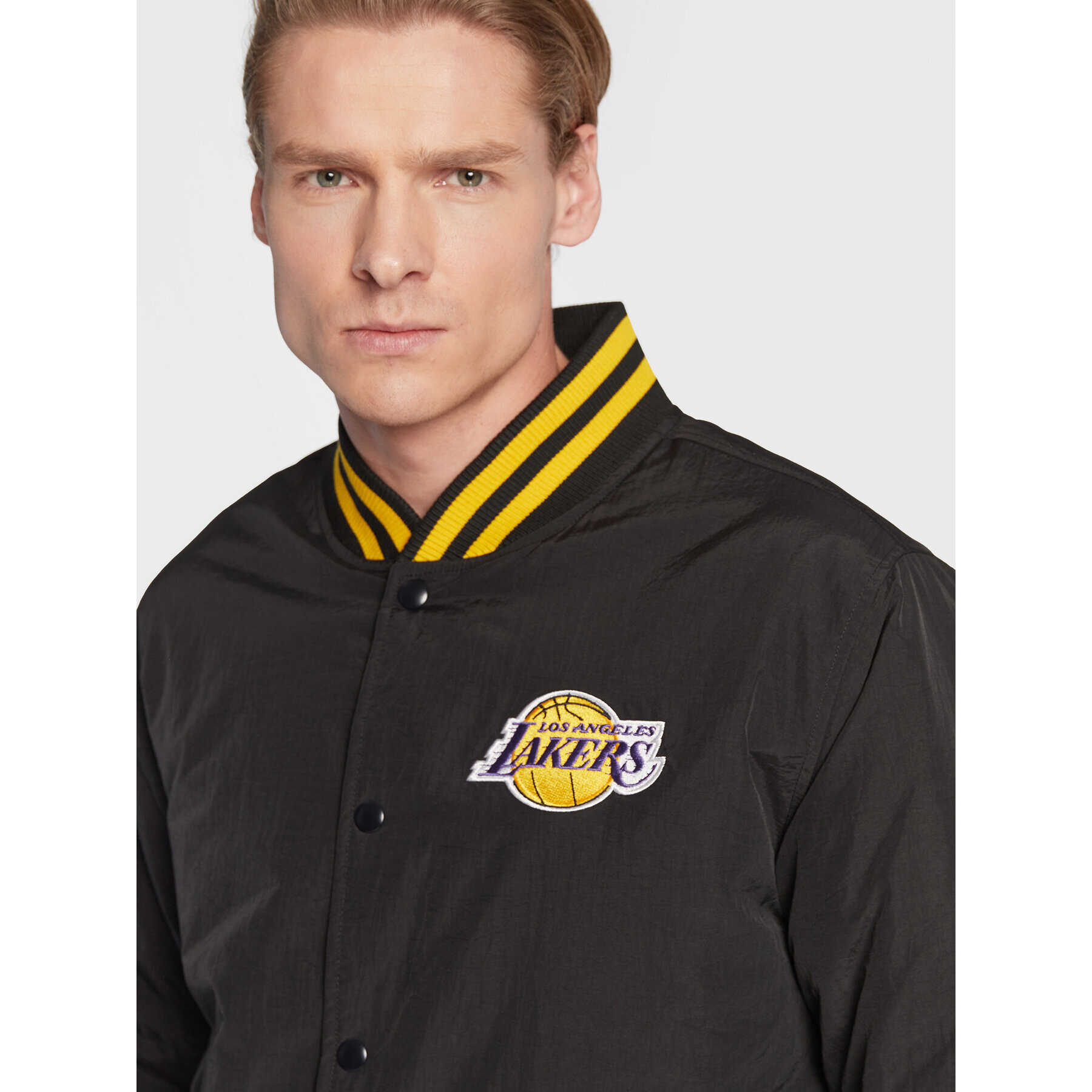 New Era Geacă bomber LA Lakers NBA Logo 60284782 Negru Regular Fit - Pled.ro