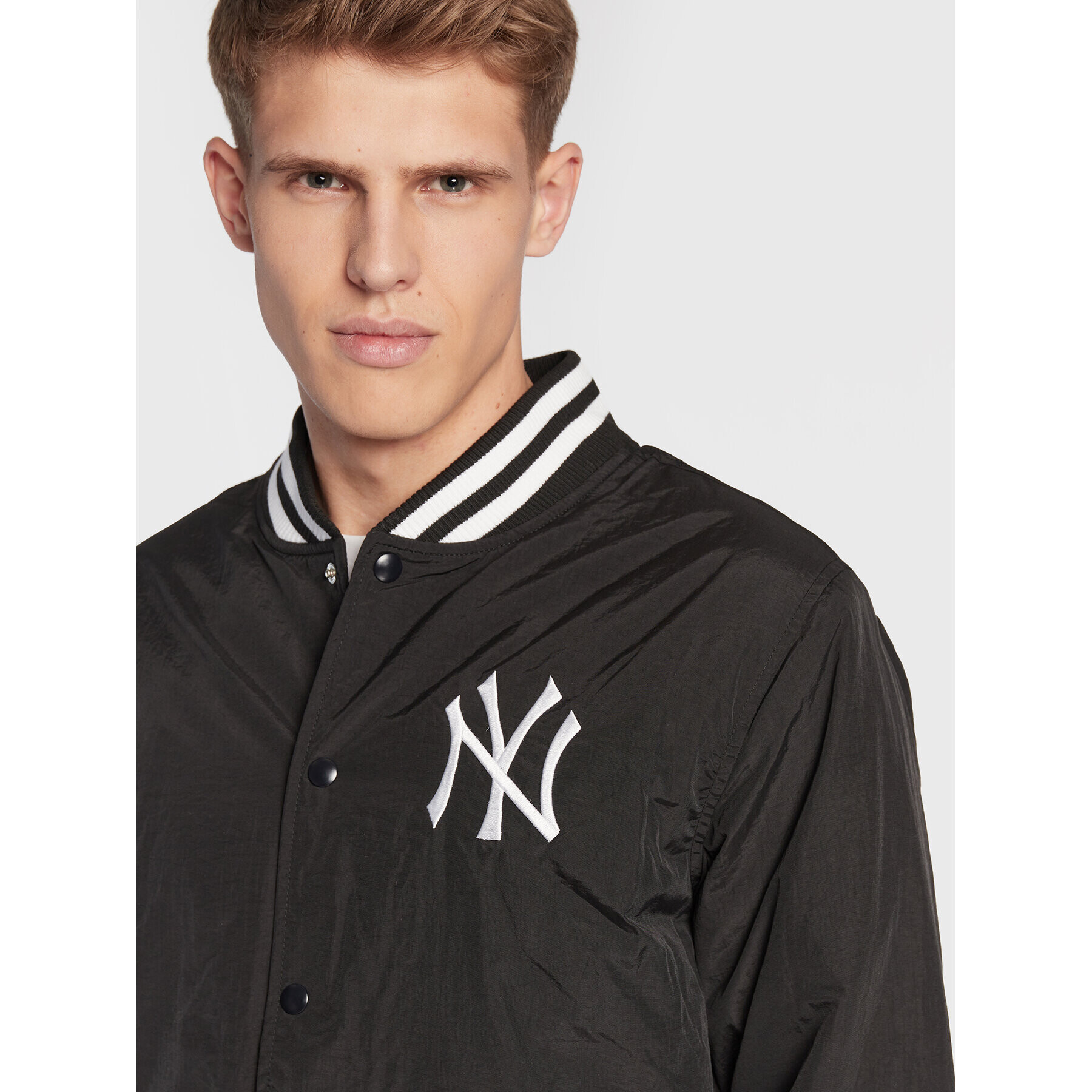 New Era Geacă bomber New York Yankees Team Logo 60284785 Negru Regular Fit - Pled.ro