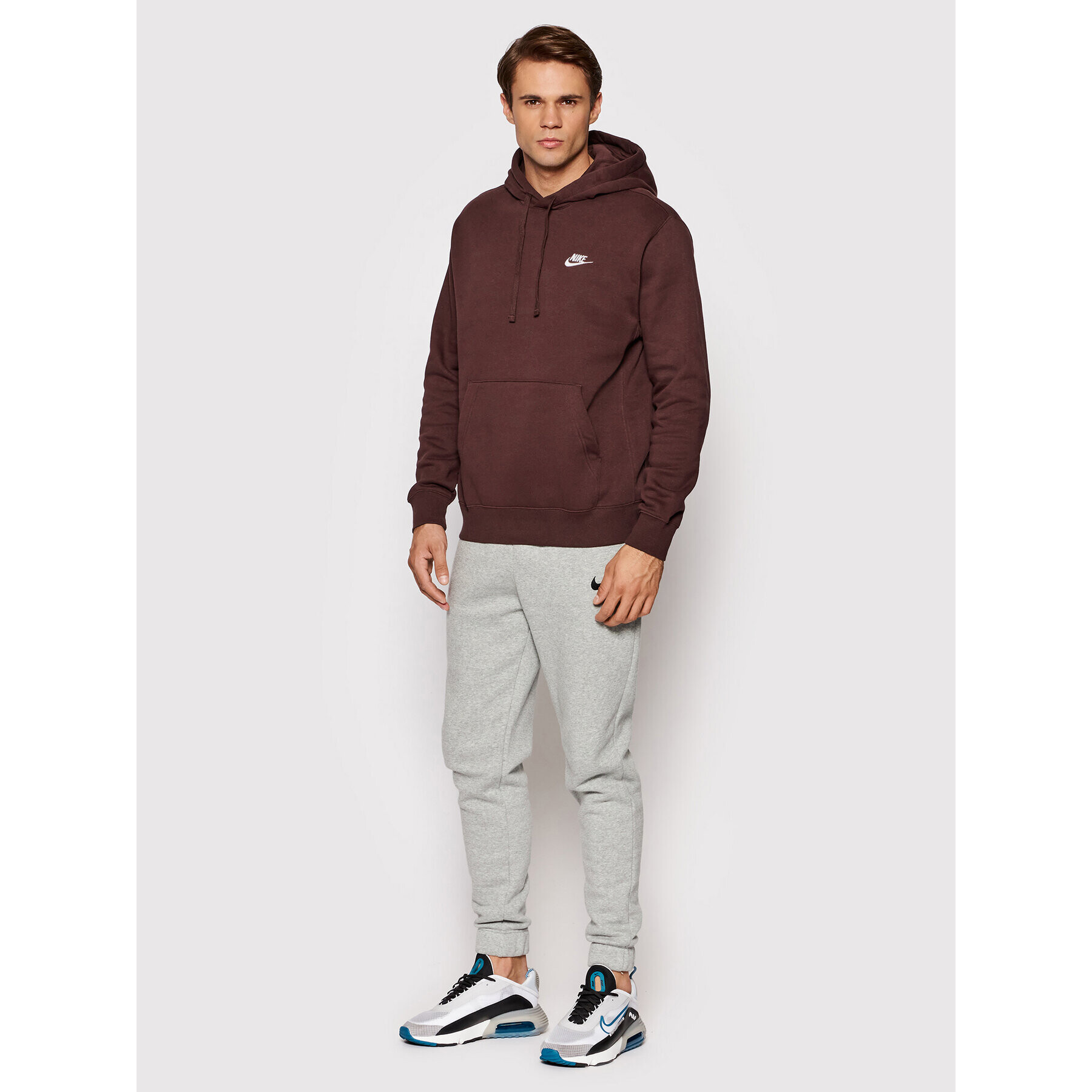 Nike Bluză Sportswear Club BV2654 Maro Standard Fit - Pled.ro