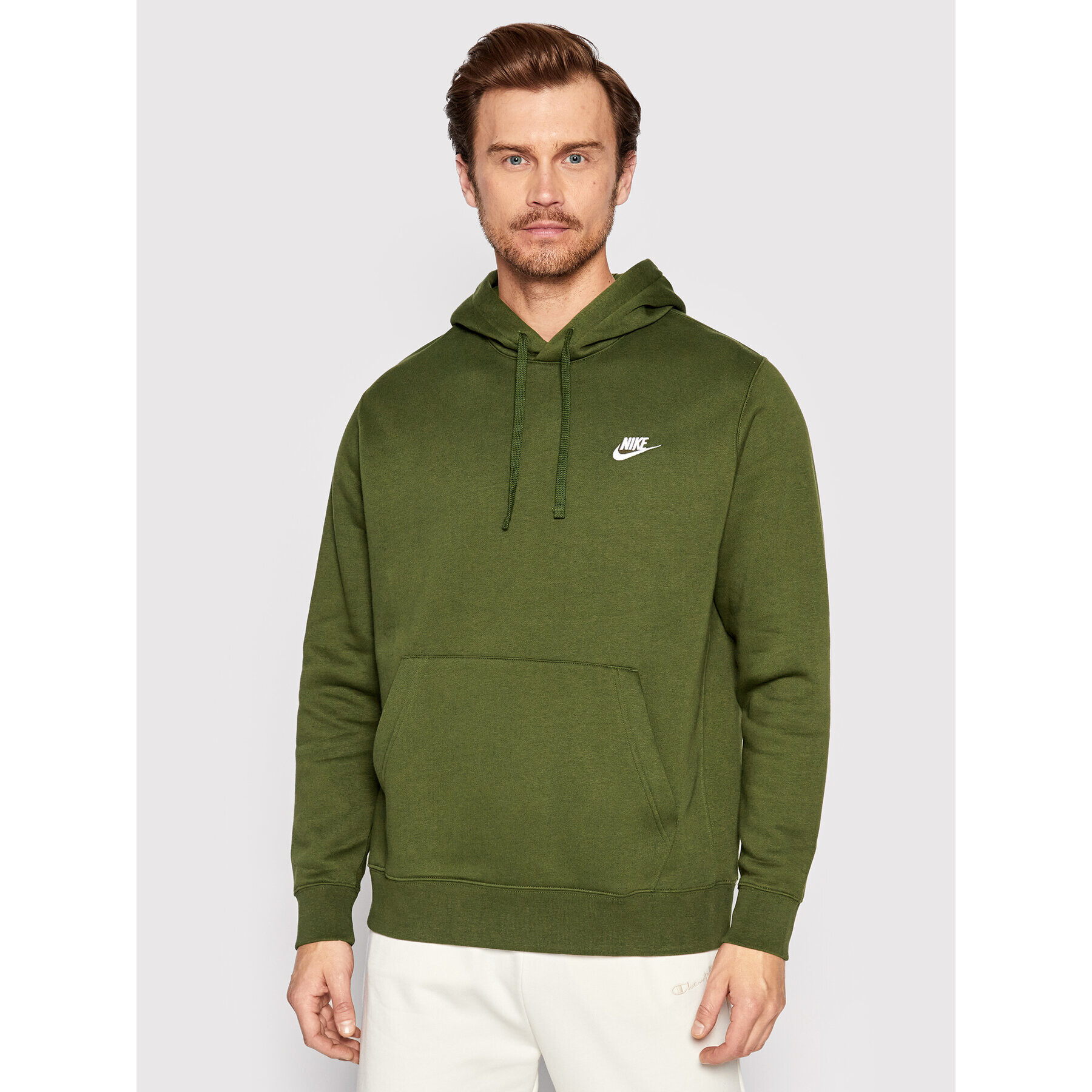 Nike Bluză Sportswear Club BV2654 Verde Standard Fit - Pled.ro