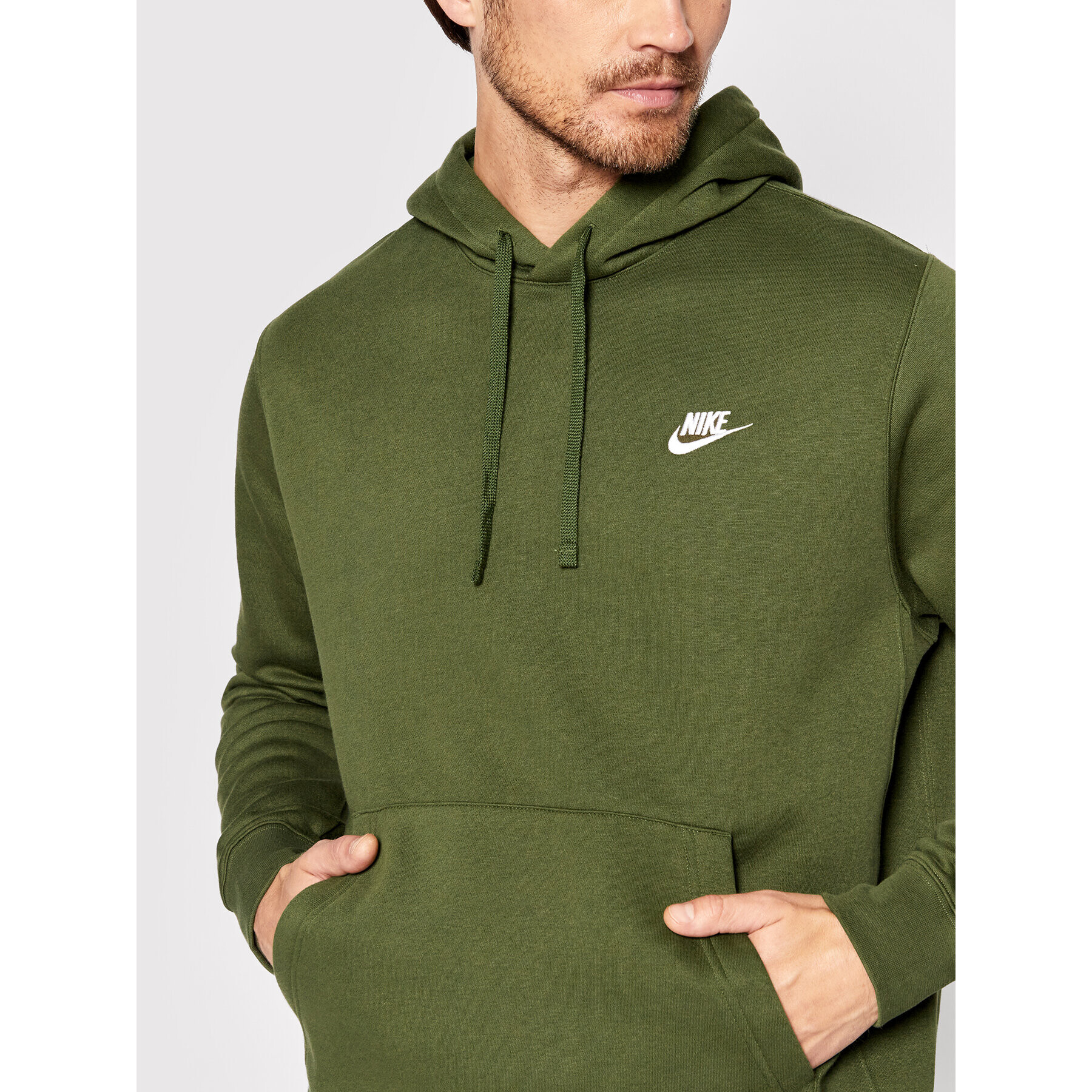 Nike Bluză Sportswear Club BV2654 Verde Standard Fit - Pled.ro