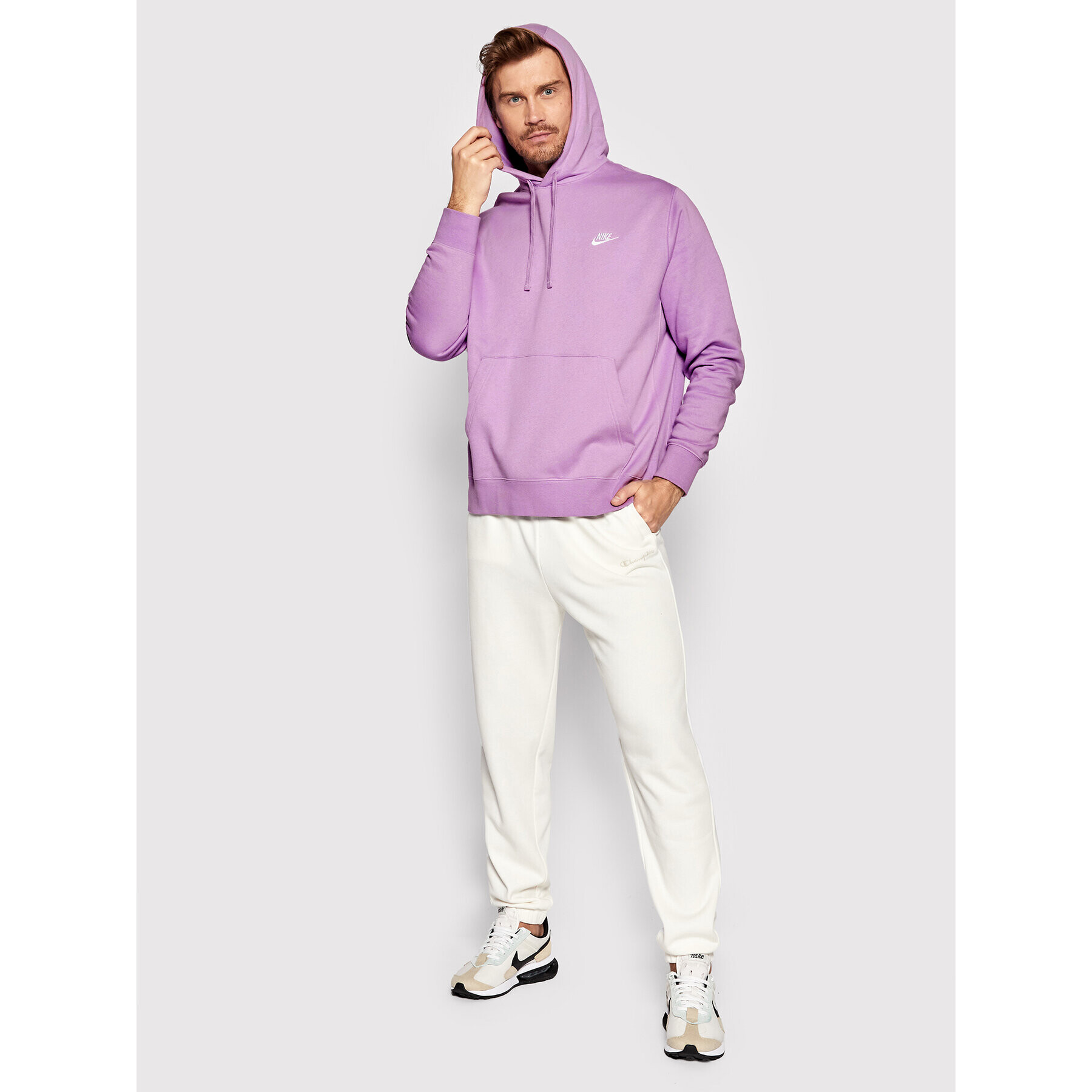 Nike Bluză Sportswear Club BV2654 Violet Regular Fit - Pled.ro