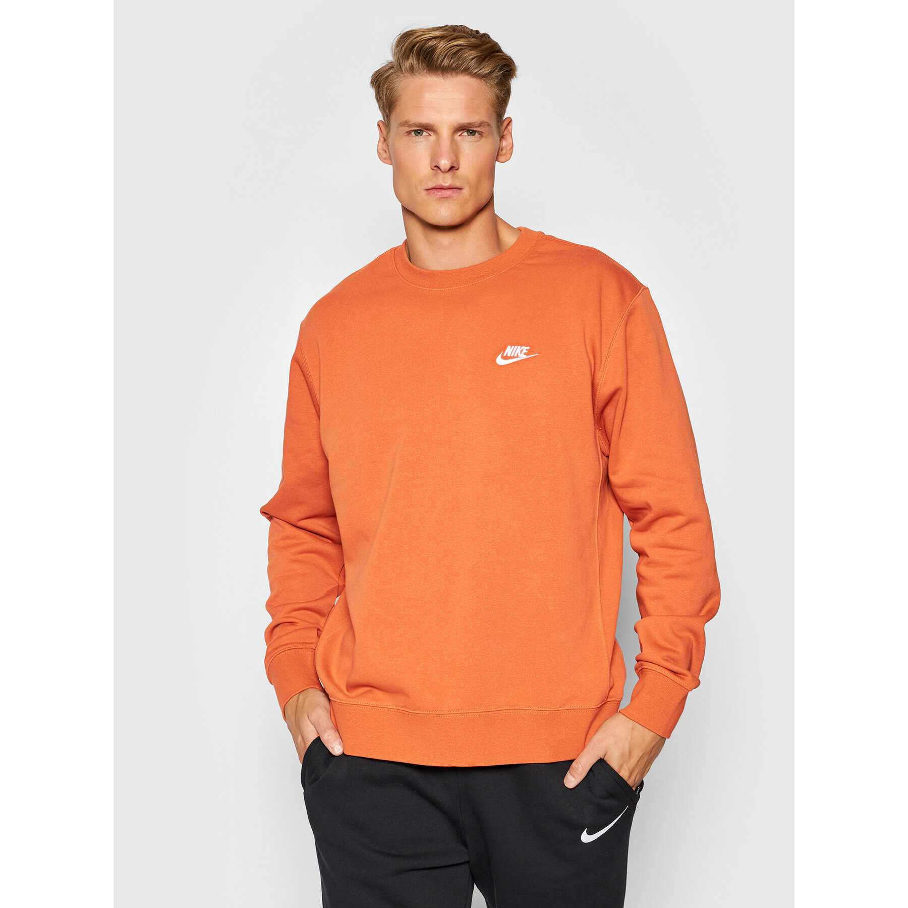 Nike Bluză Sportswear Club BV2666 Portocaliu Standard Fit - Pled.ro