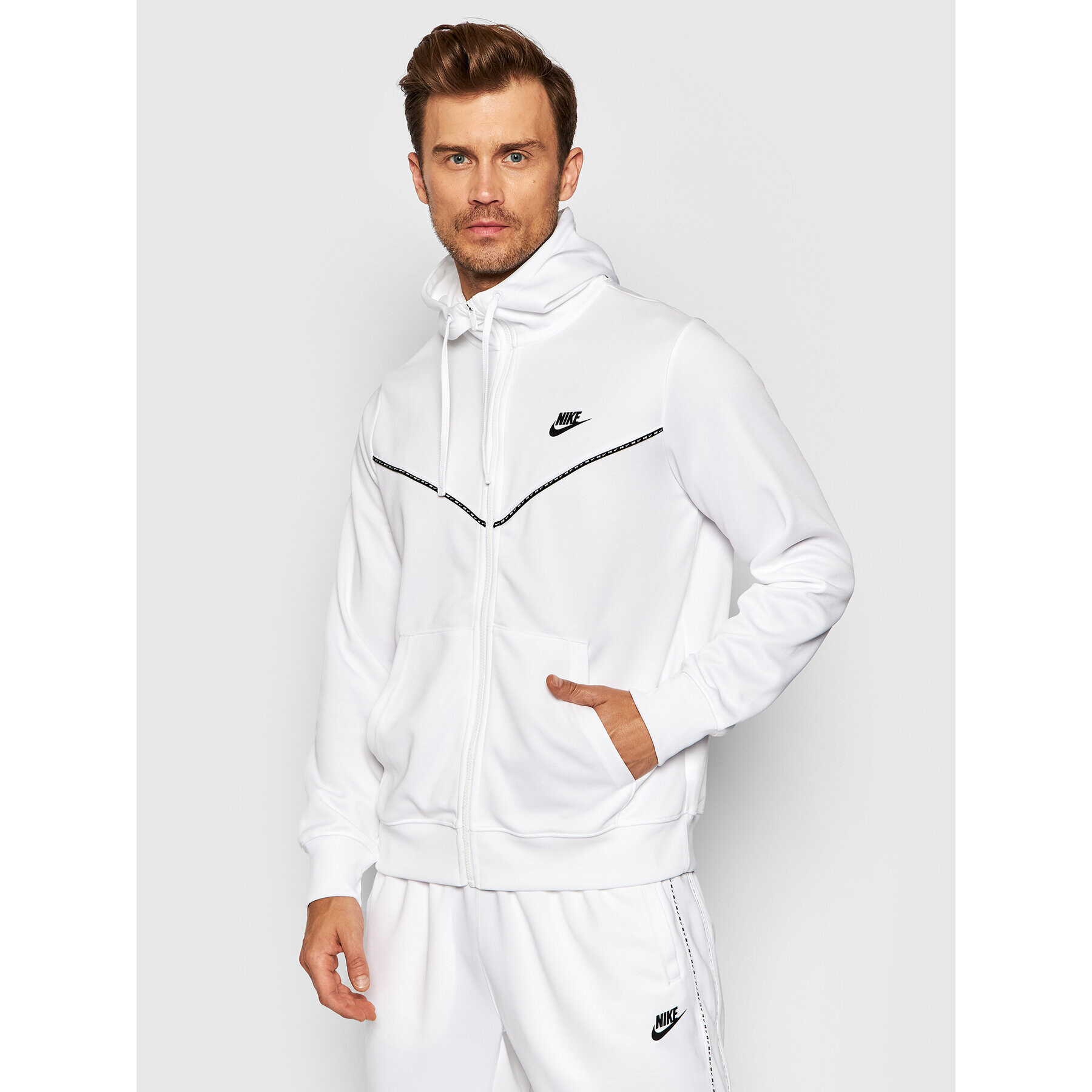 Nike Bluză Sportswear CZ7822 Alb Standard Fit - Pled.ro