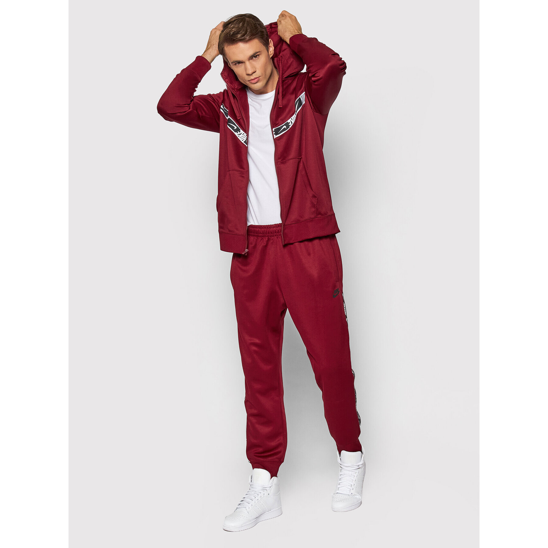 Nike Bluză Sportswear DM4672 Vișiniu Regular Fit - Pled.ro