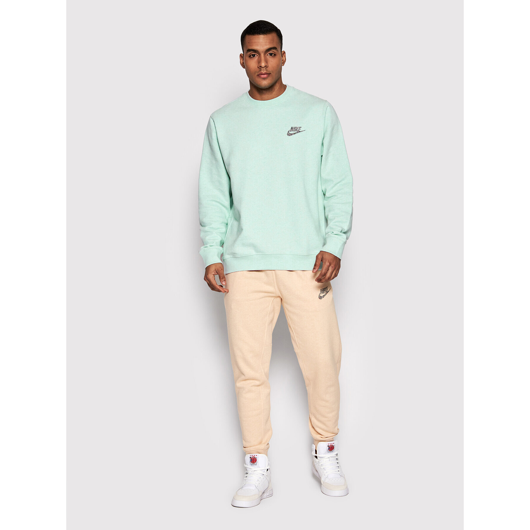 Nike Bluză Sportswear DM5630 Verde Regular Fit - Pled.ro