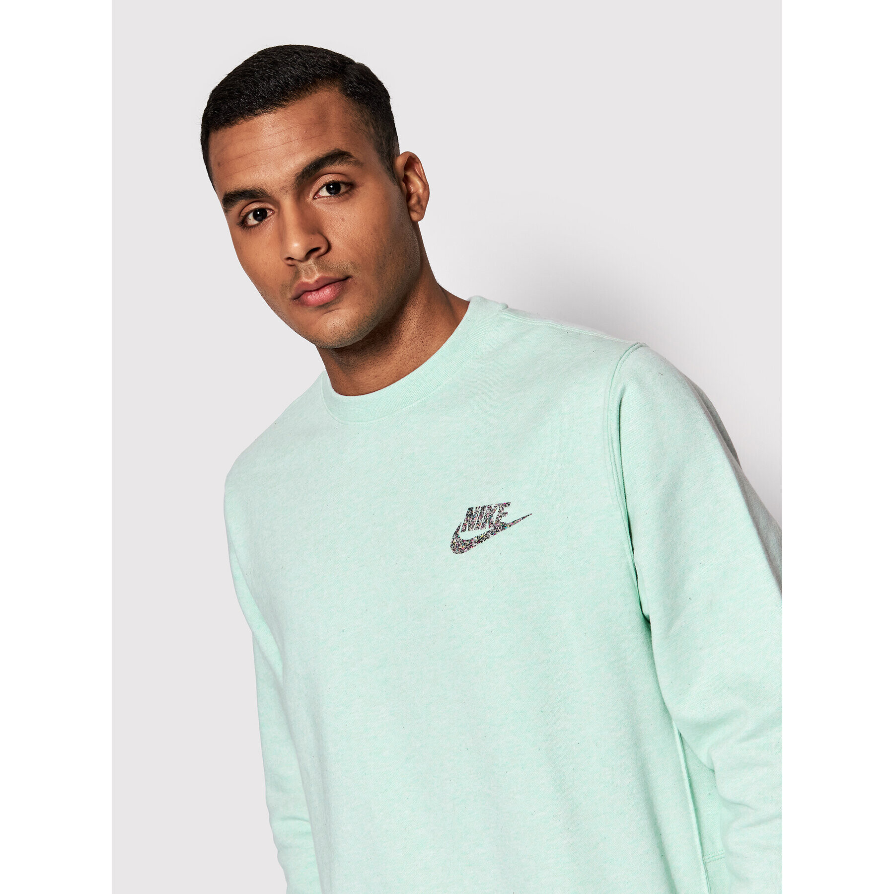 Nike Bluză Sportswear DM5630 Verde Regular Fit - Pled.ro