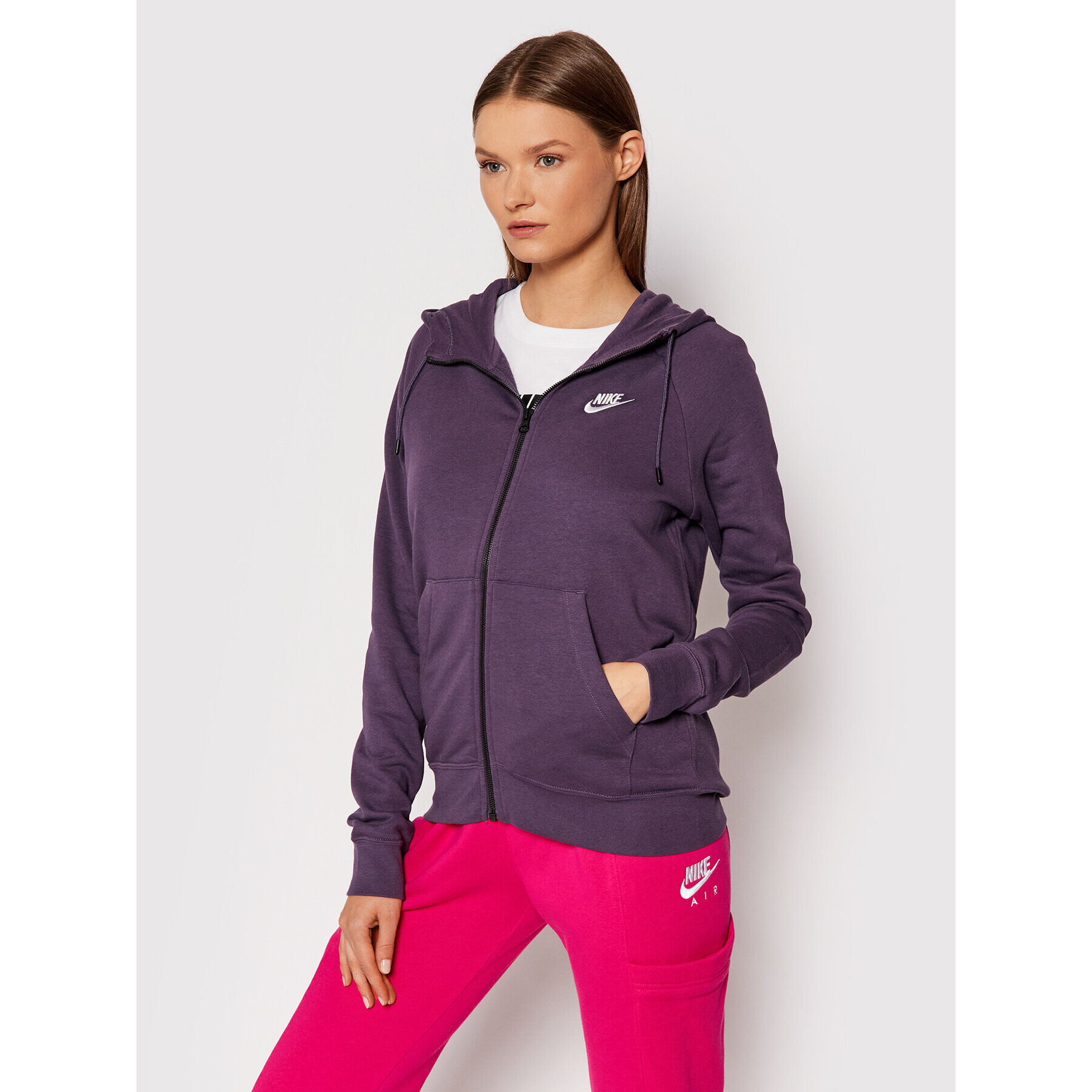 Nike Bluză Sportswear Essential BV4122 Violet Standard Fit - Pled.ro