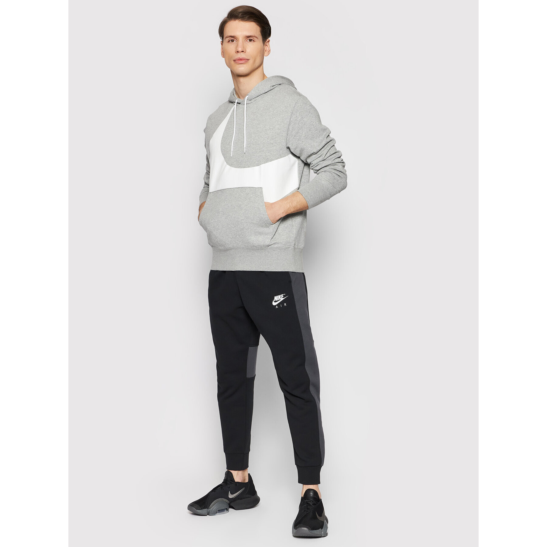 Nike Bluză Sportwear Swoosh DH1027 Gri Standard Fit - Pled.ro