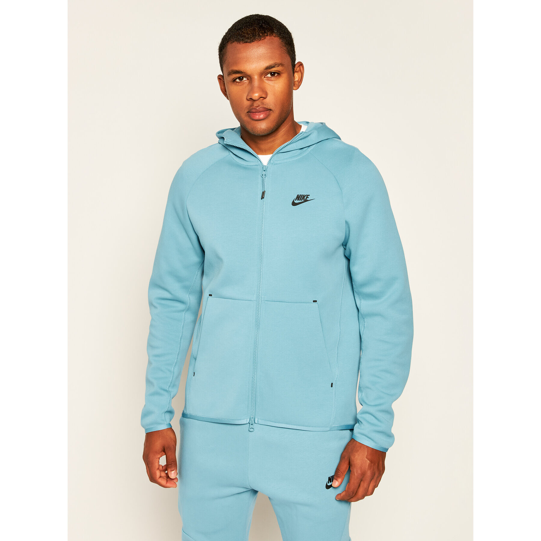 Nike Bluză Tech Fleece 928483 Albastru Standard Fit - Pled.ro