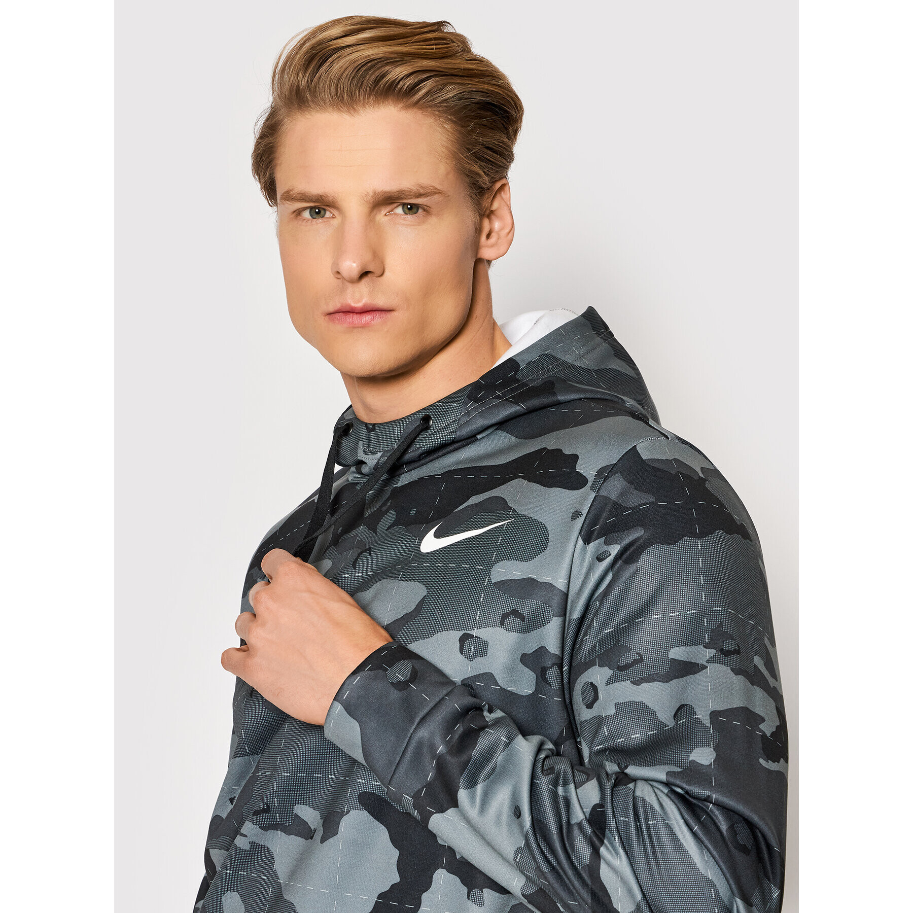 Nike Bluză tehnică Camo Training DD1757 Verde Regular Fit - Pled.ro