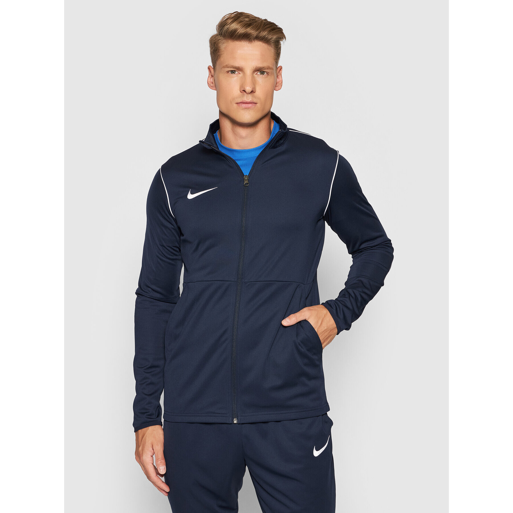 Nike Bluză tehnică Performance BV6885 Bleumarin Regular Fit - Pled.ro