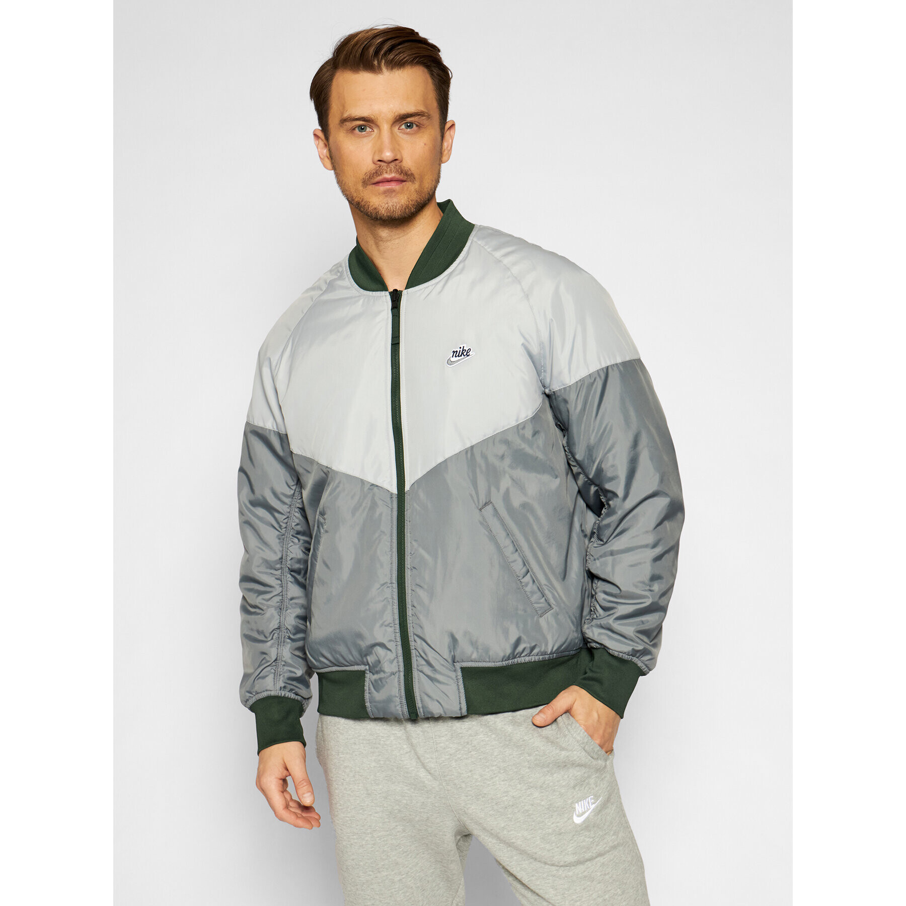 Nike Geacă bomber Sportswear CZ9998 Gri Loose Fit - Pled.ro