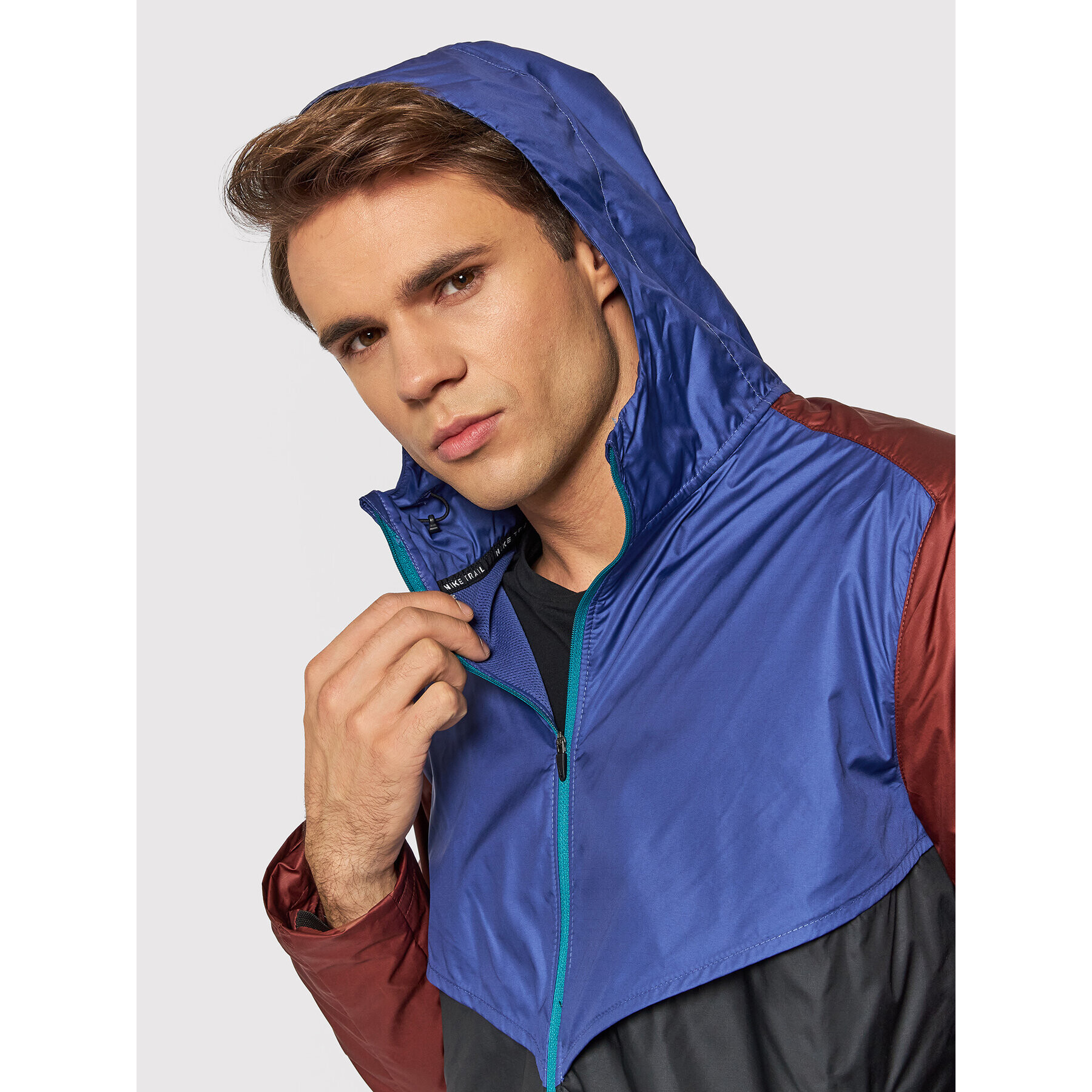 Nike Geacă pentru alergare Windrunner CZ9054 Colorat Standard Fit - Pled.ro