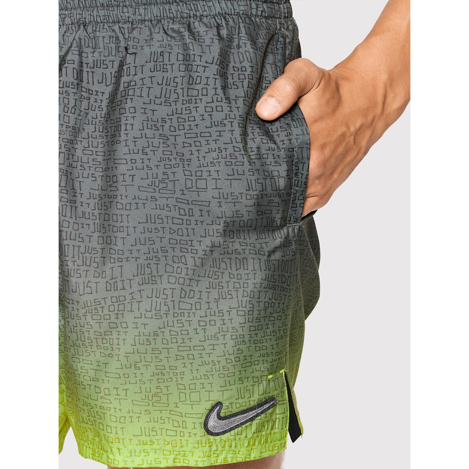 Nike Pantaloni scurți pentru înot Volley 5 NESSC479 Verde Regular Fit - Pled.ro