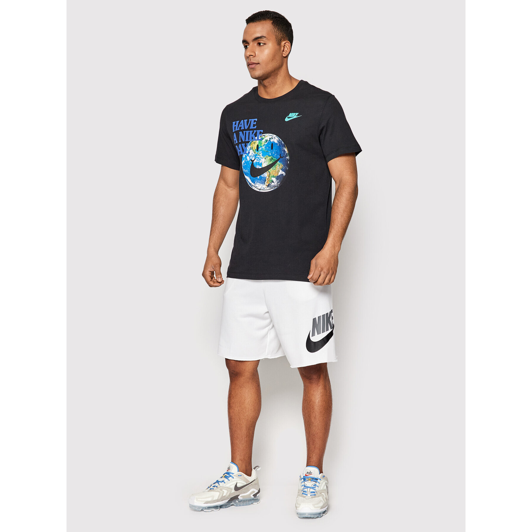 Nike Pantaloni scurți sport Sport Essentials DM6817 Alb Loose Fit - Pled.ro