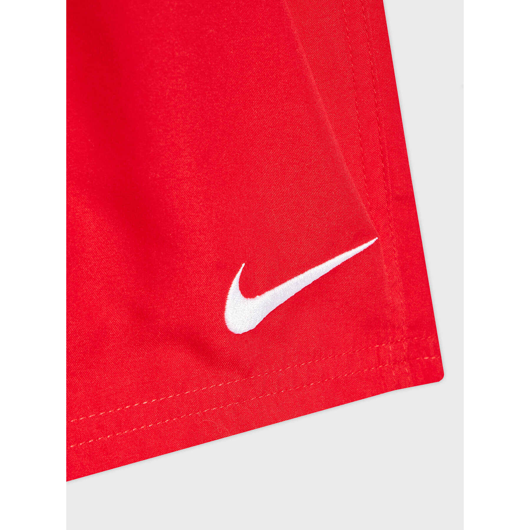 Nike Pantaloni scurți pentru înot Essential NESSB866 Roșu Regular Fit - Pled.ro