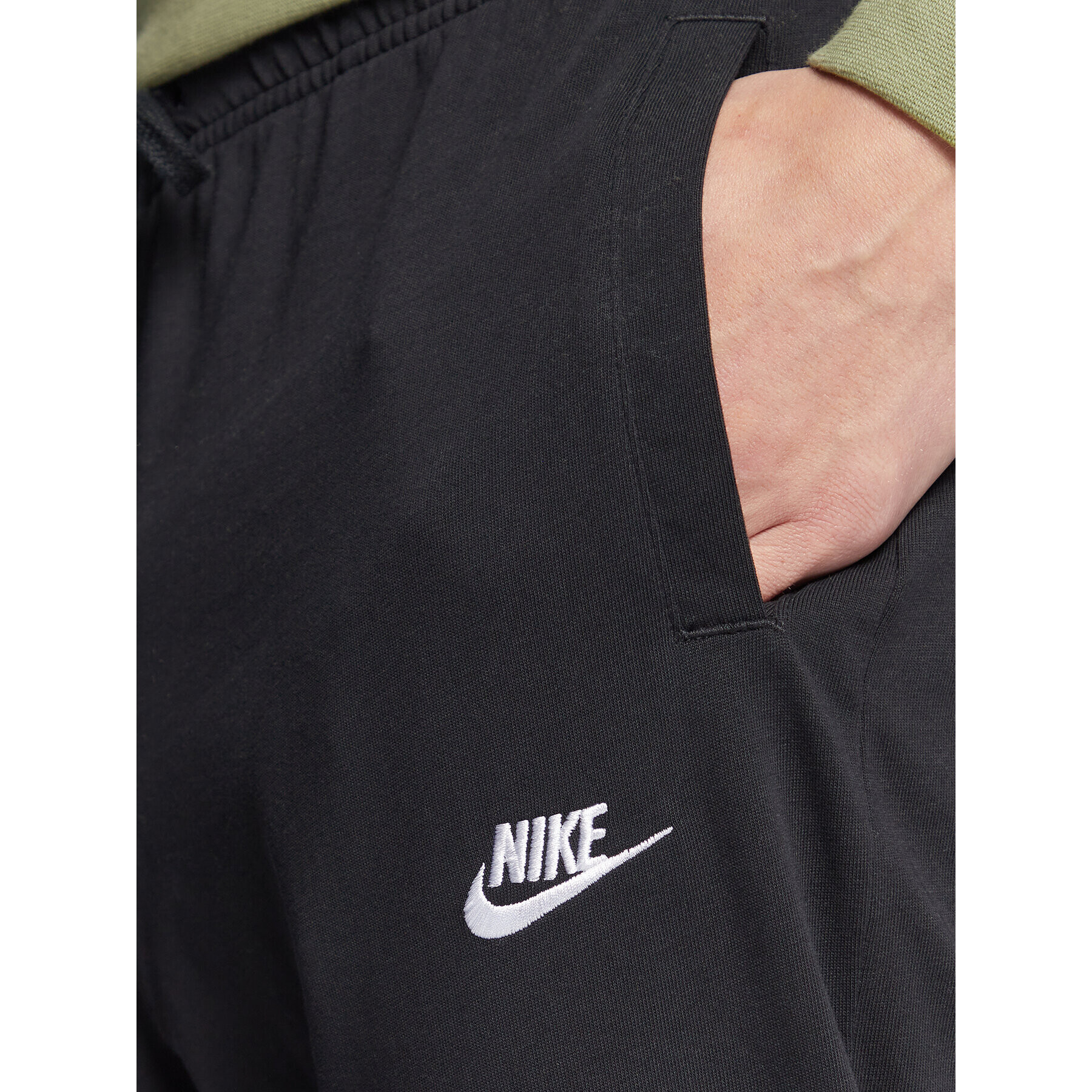 Nike Pantaloni trening Nsw Club BV2762 Negru Regular Fit - Pled.ro